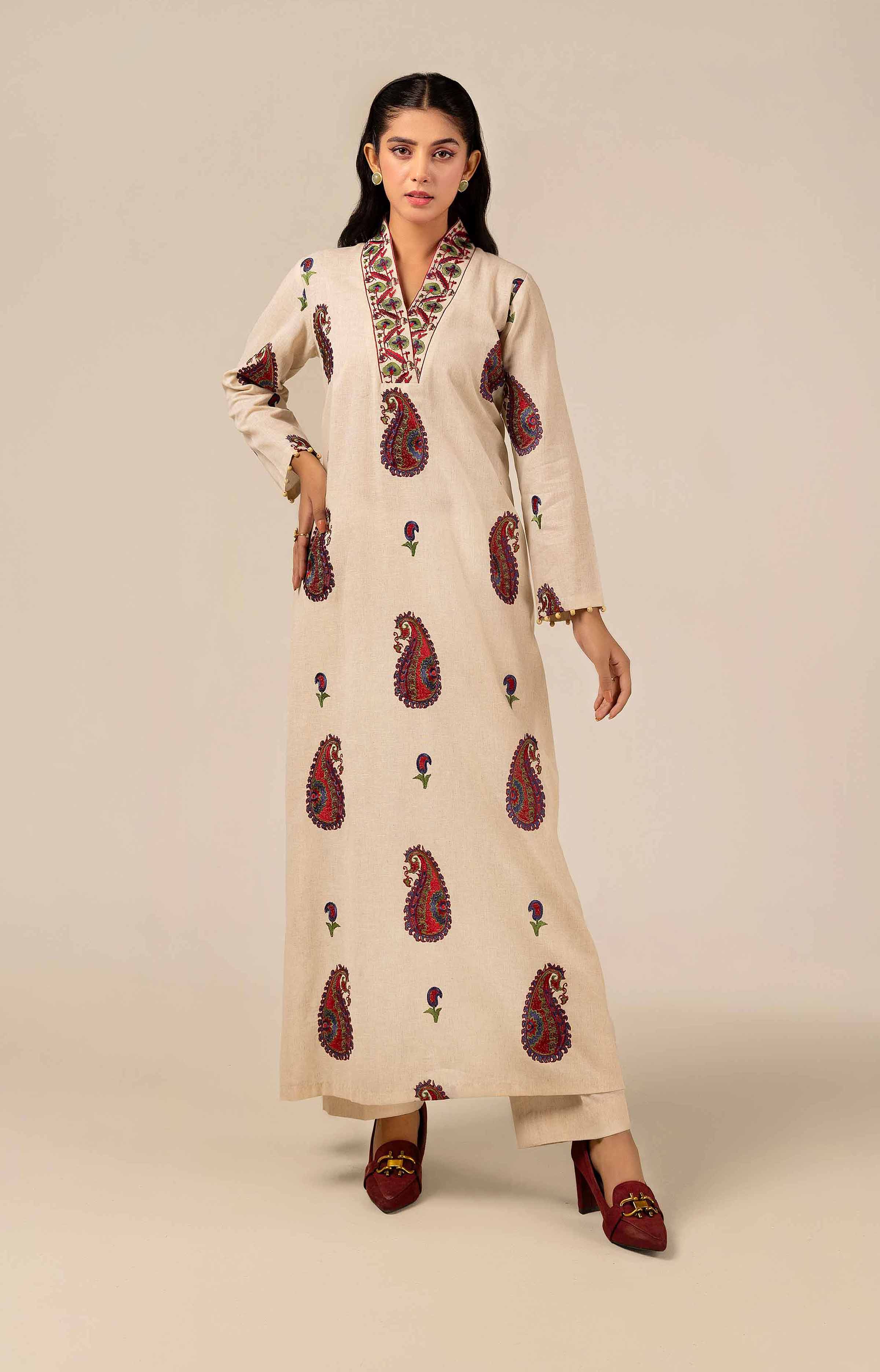 2 Piece - Dyed Embroidered Suit - 42404034