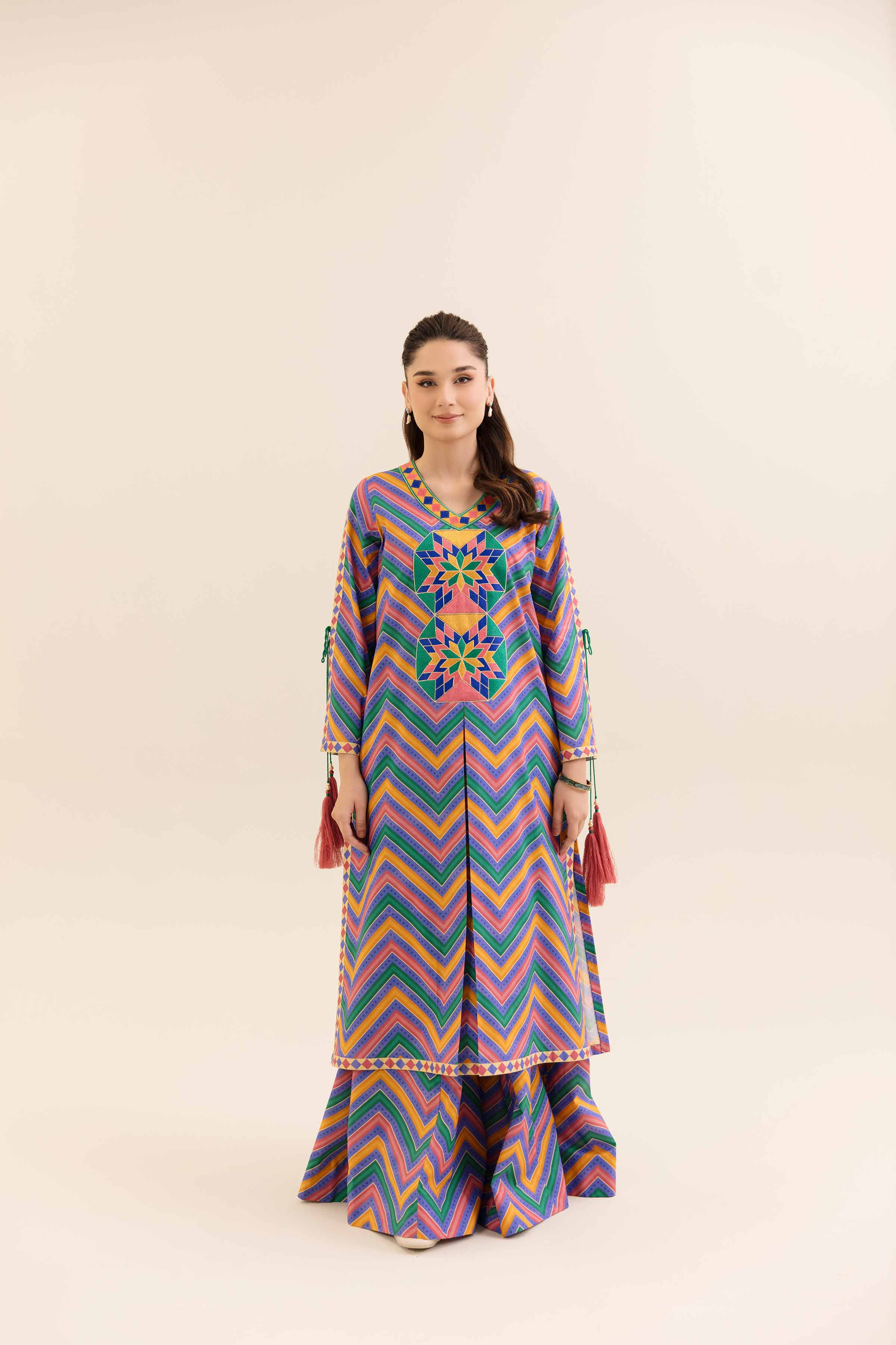 2 Piece - Printed Embroidered Suit - 42404053 - Image 5