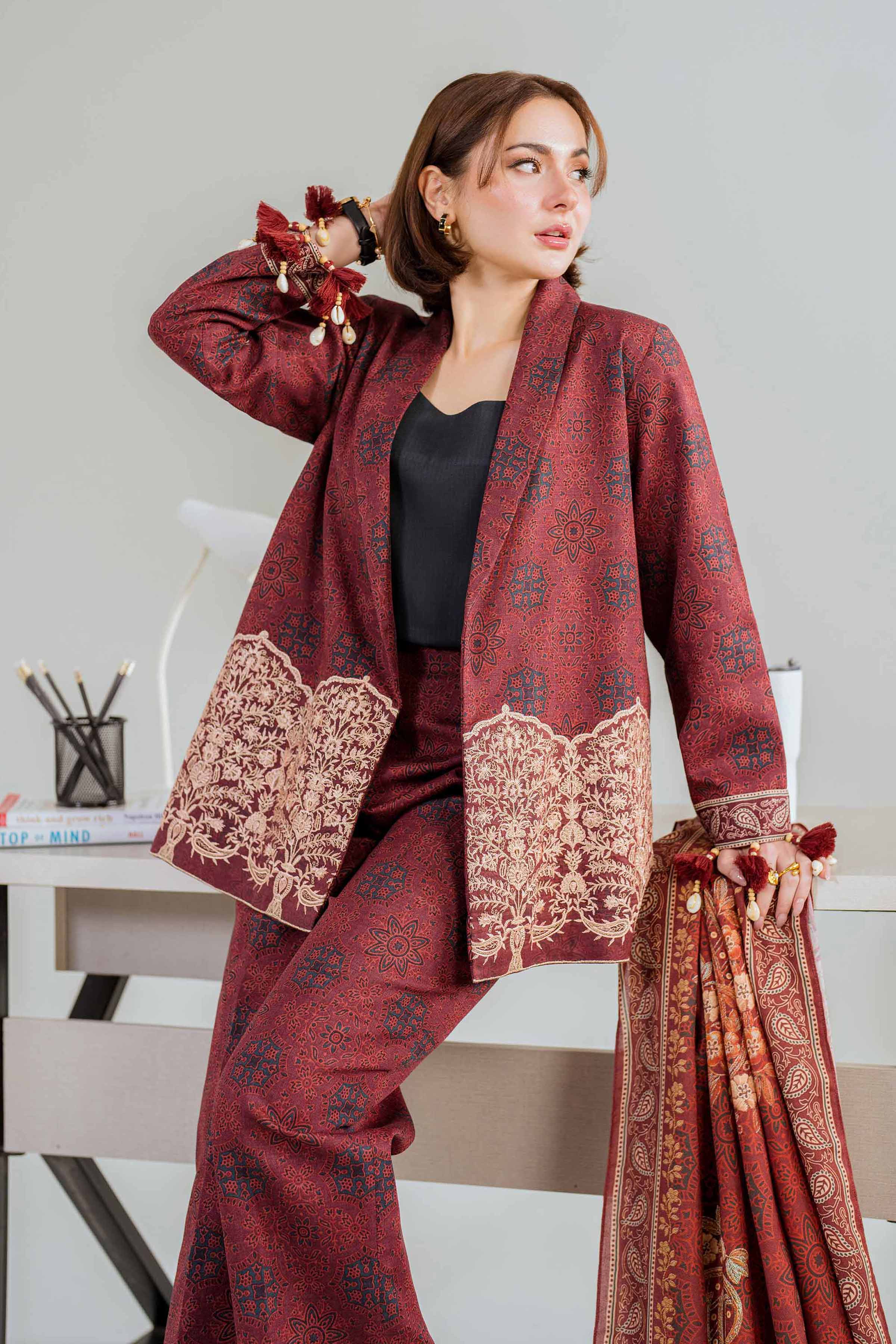 2 Piece - Printed Embroidered Suit - 42404091 - Image 2