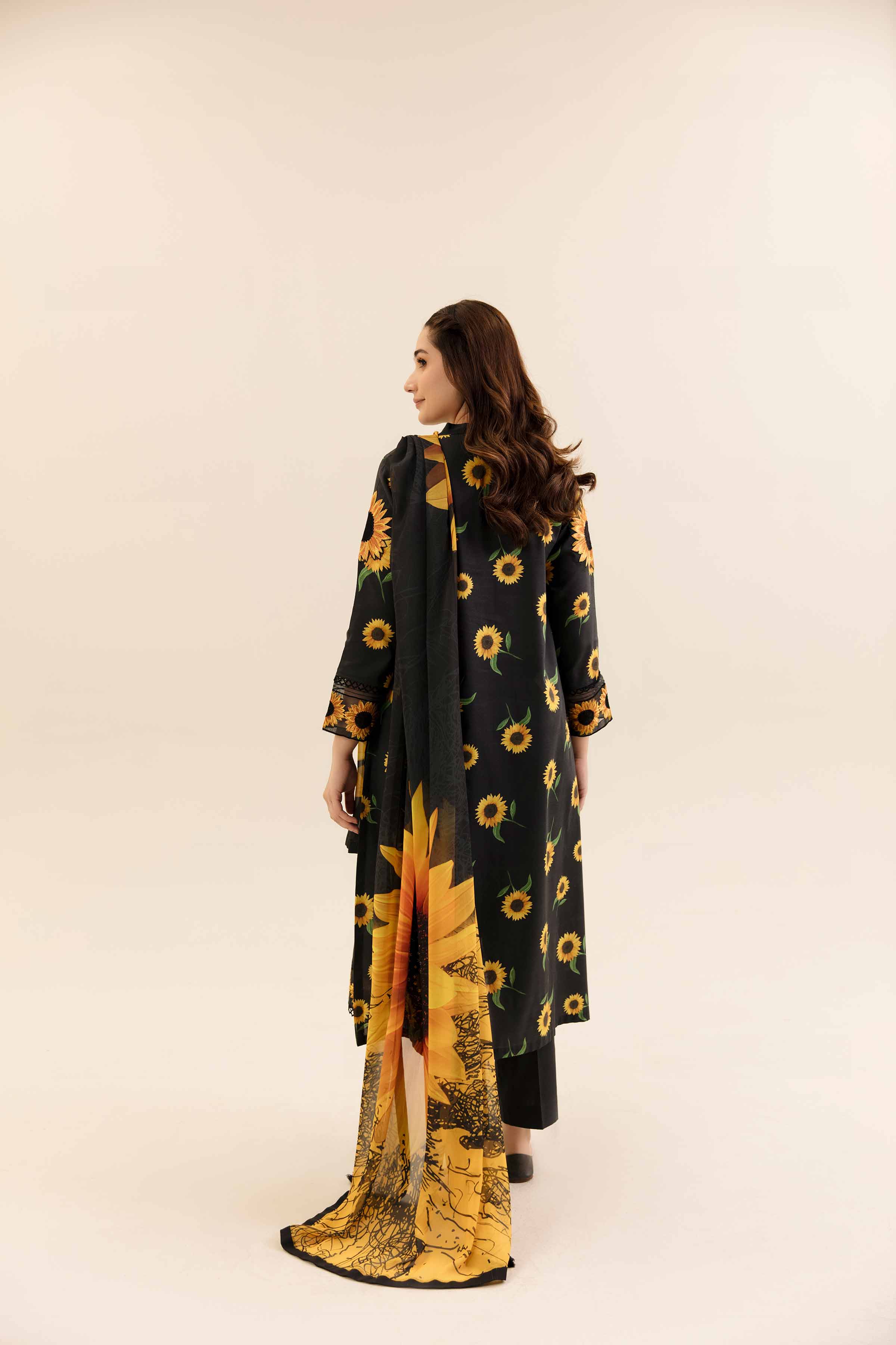 3 Piece - Printed Embroidered Suit - 42404139 - Image 3