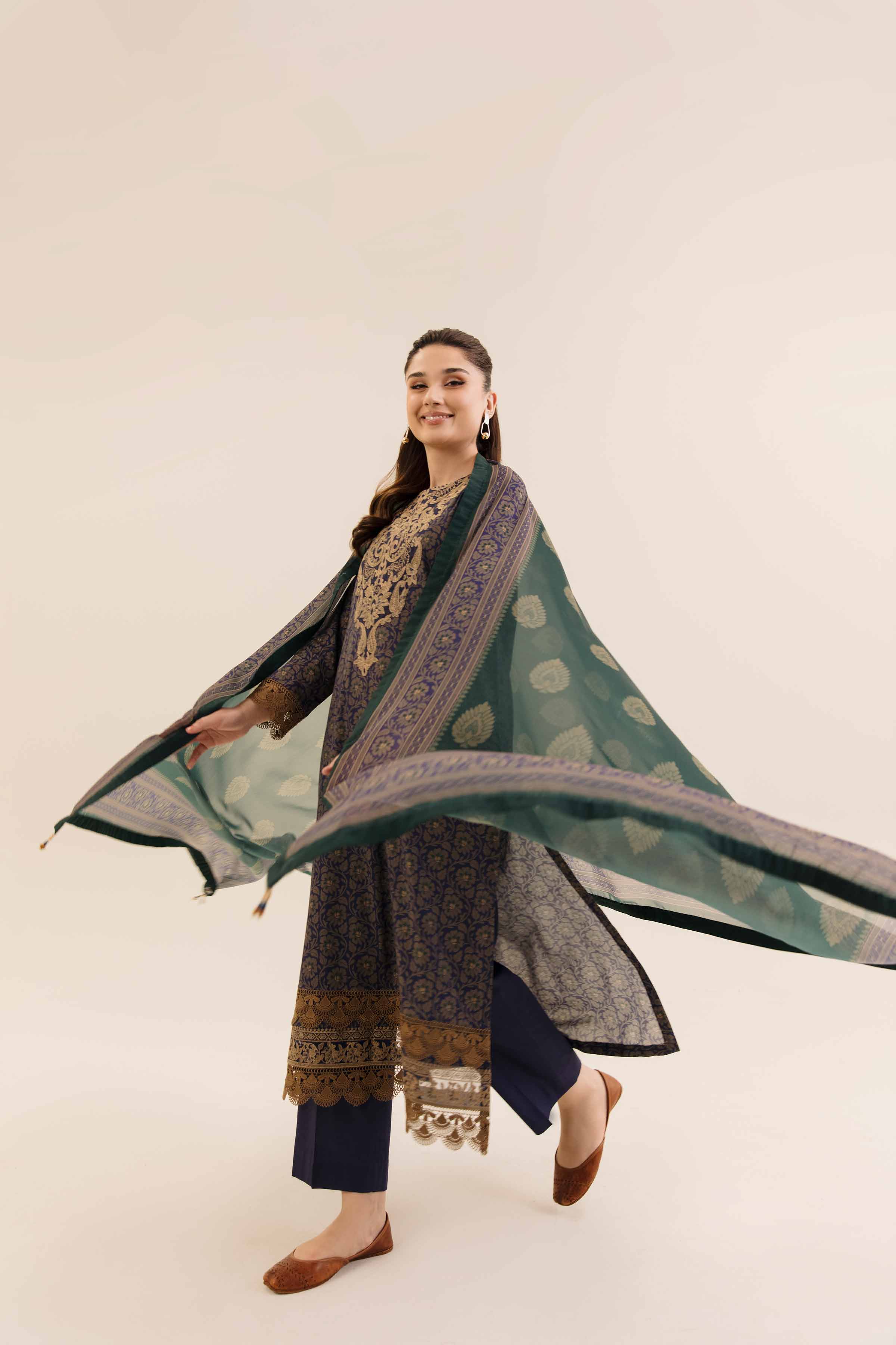 3 Piece - Printed Embroidered Suit - 42404142 - Image 6