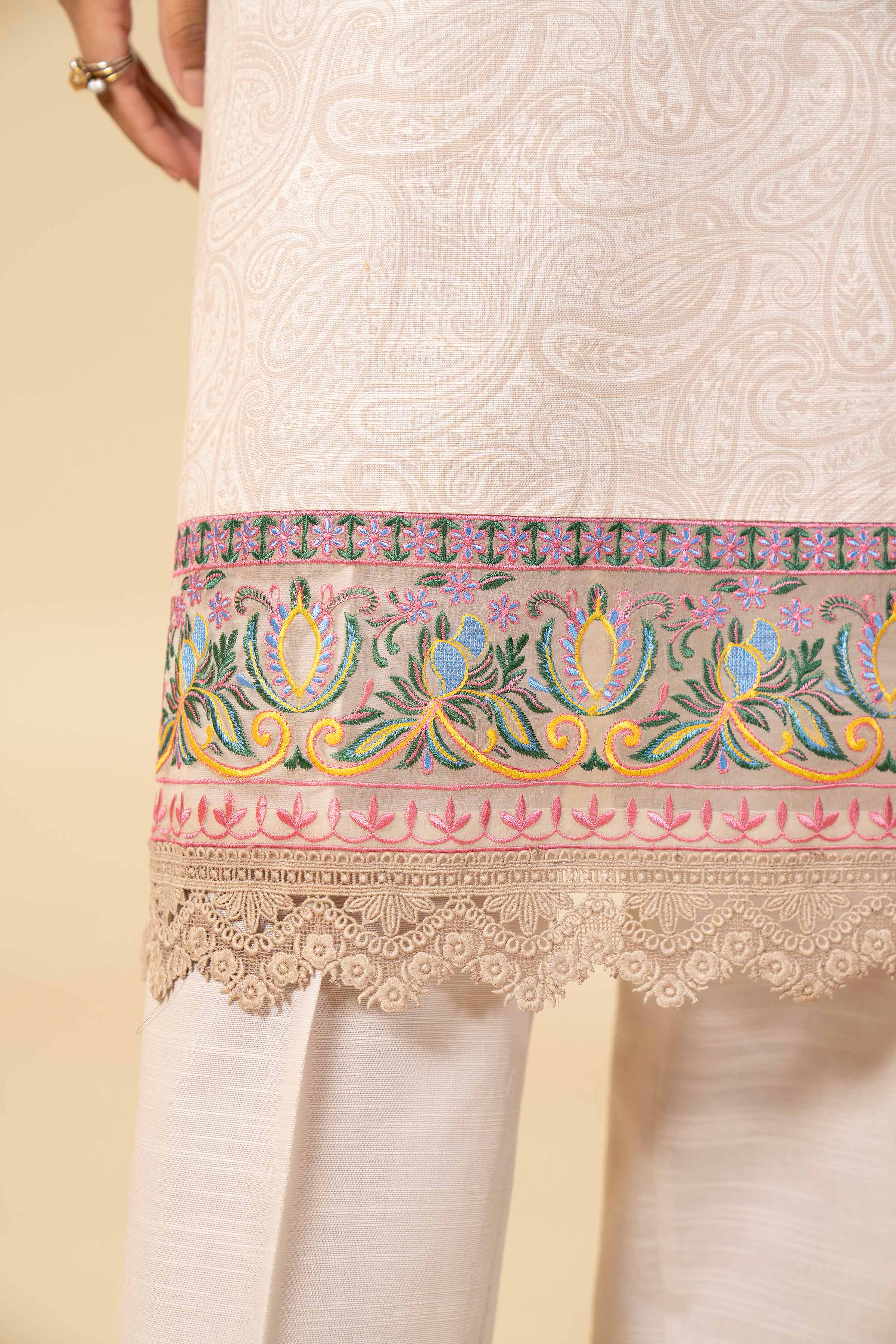 3 Piece - Printed Embroidered Suit - 42404183 - Image 5