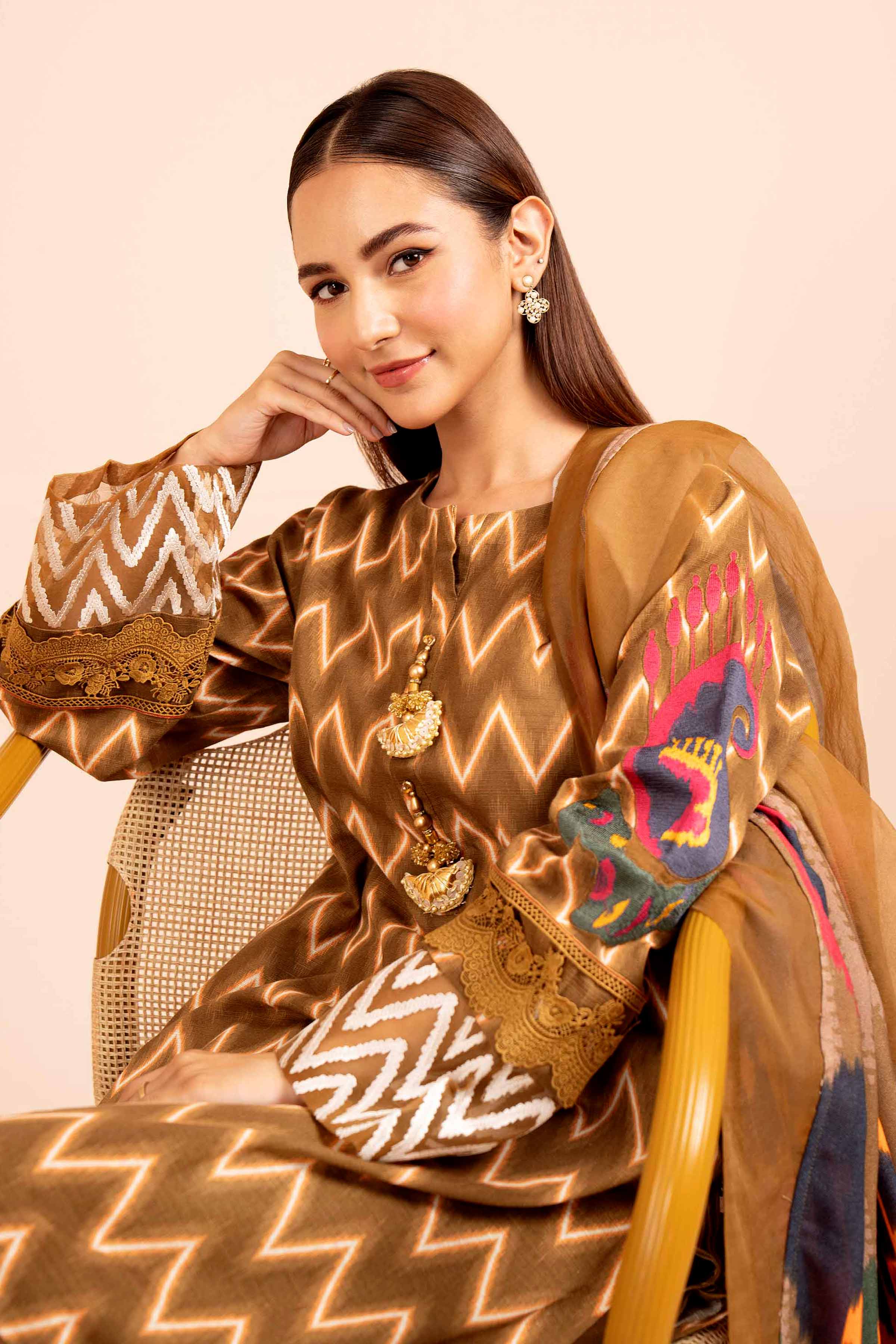 3 Piece - Printed Embroidered Suit - 42404197 - Image 2