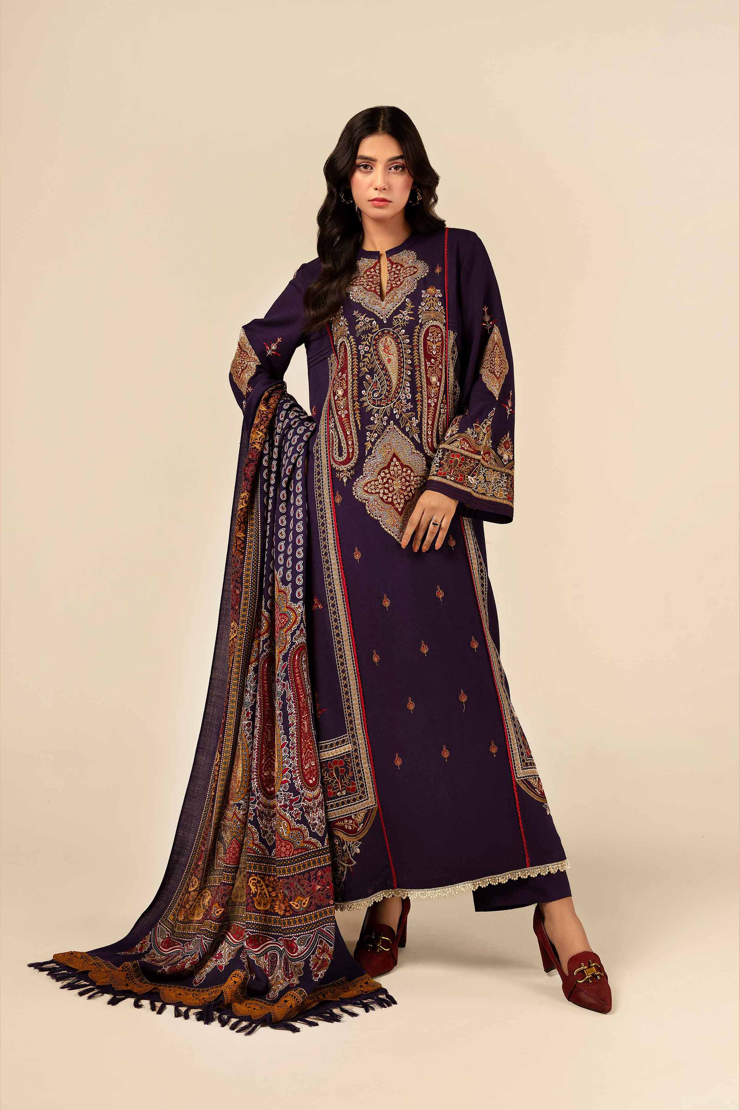 3 Piece - Embroidered Suit - 42404257 - Image 2
