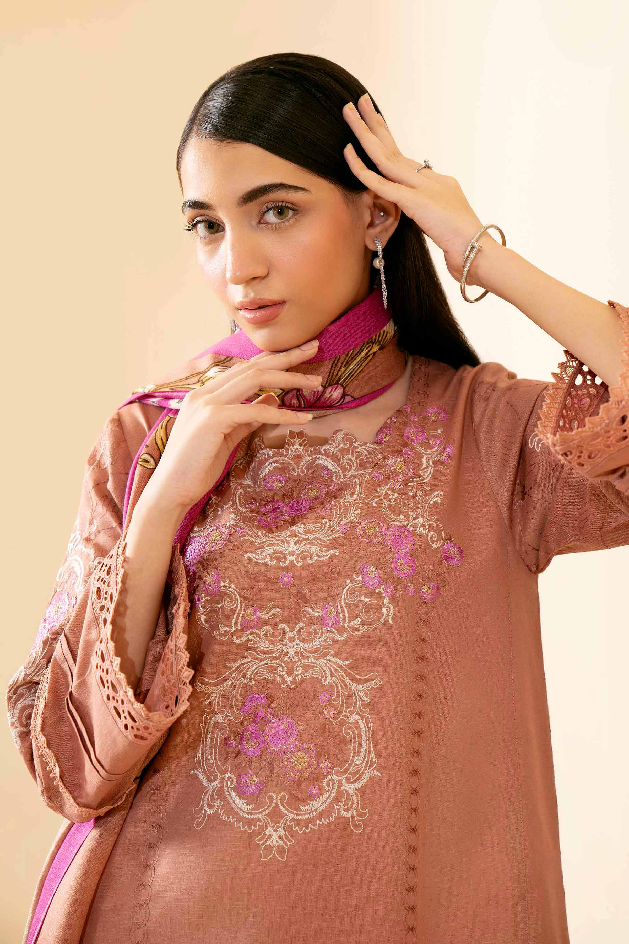 3 Piece - Embroidered Suit - 42404264 - Image 2