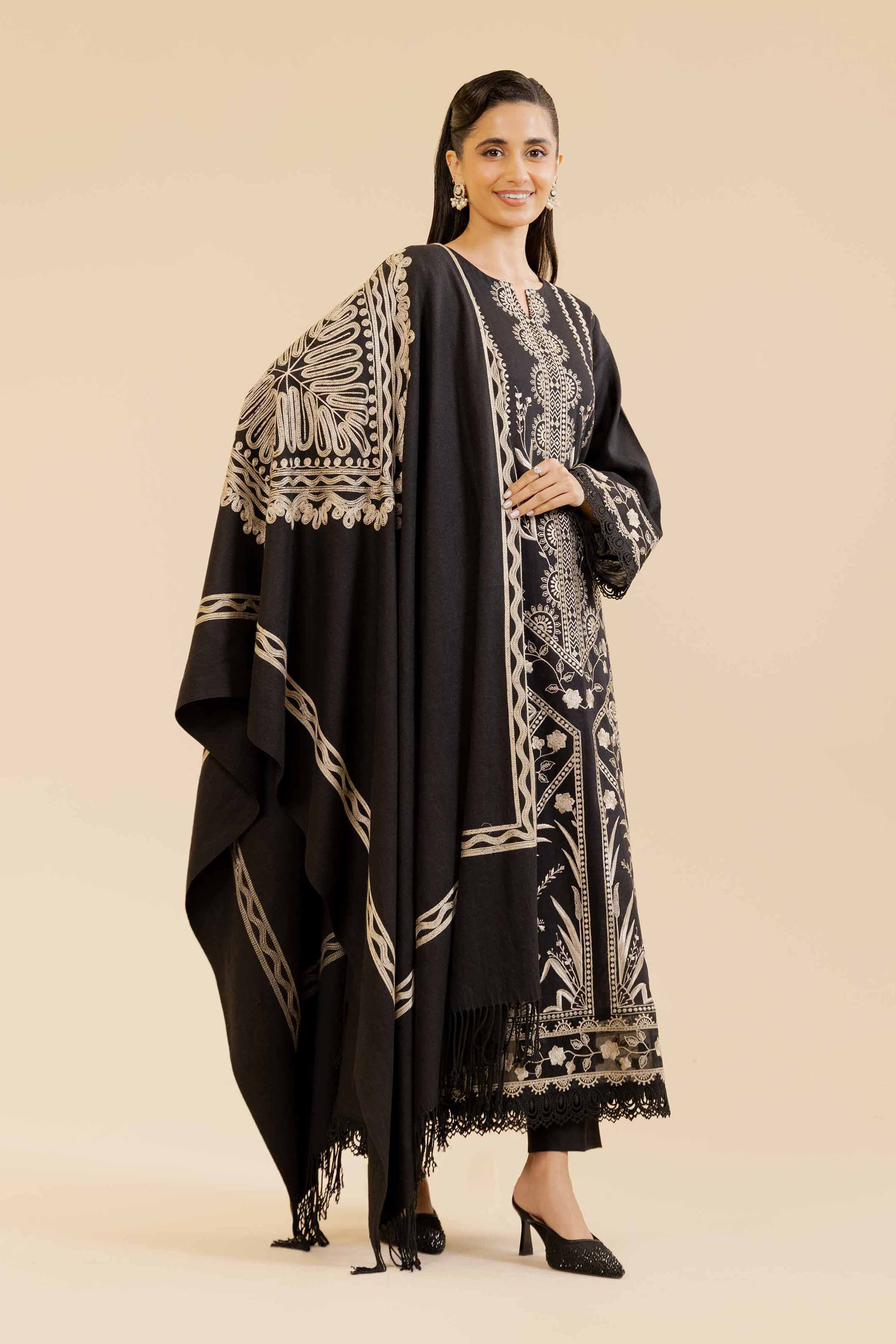 3 Piece - Embroidered Suit - 42404295