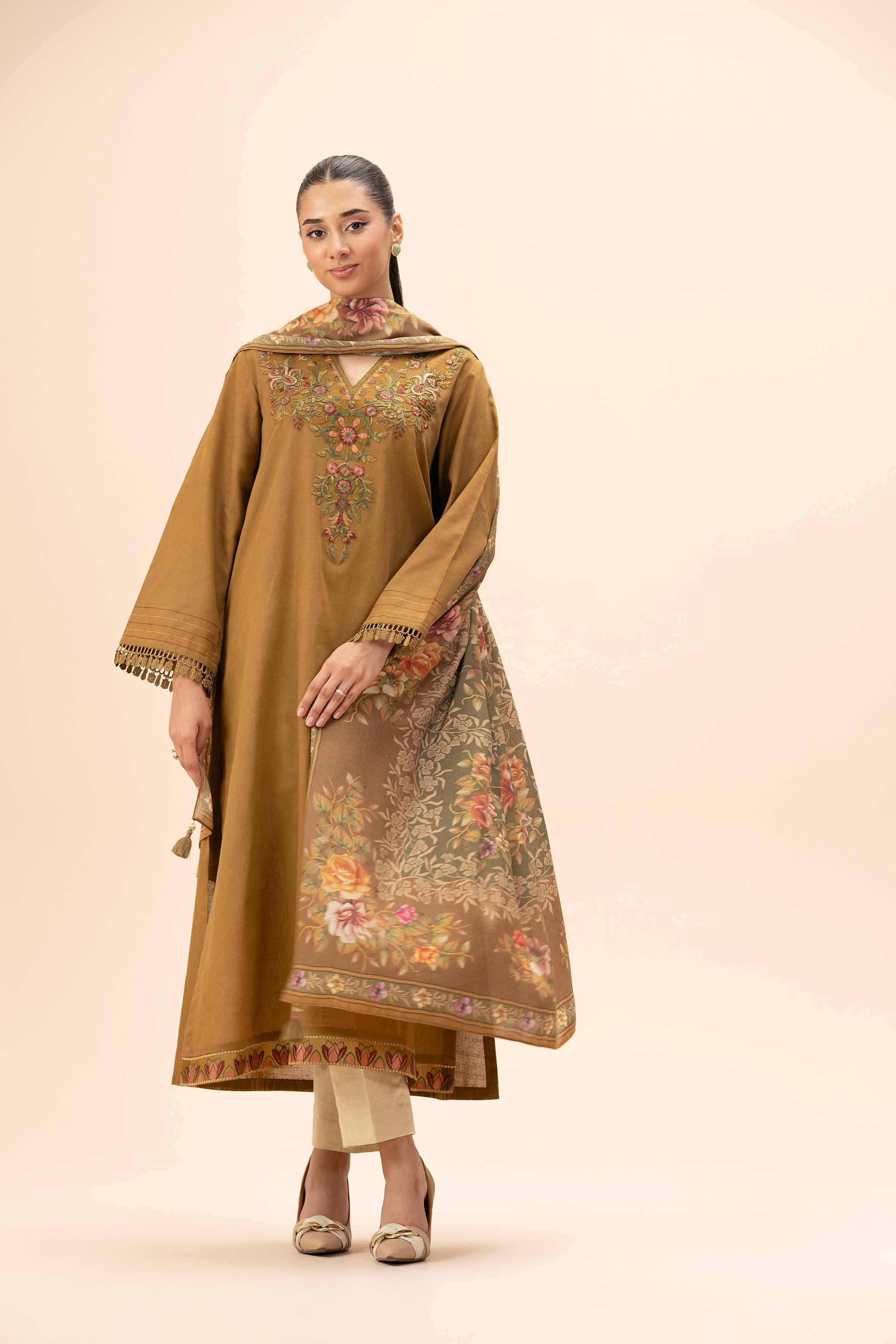 2 Piece - Embroidered Suit - 42404445 - Image 5