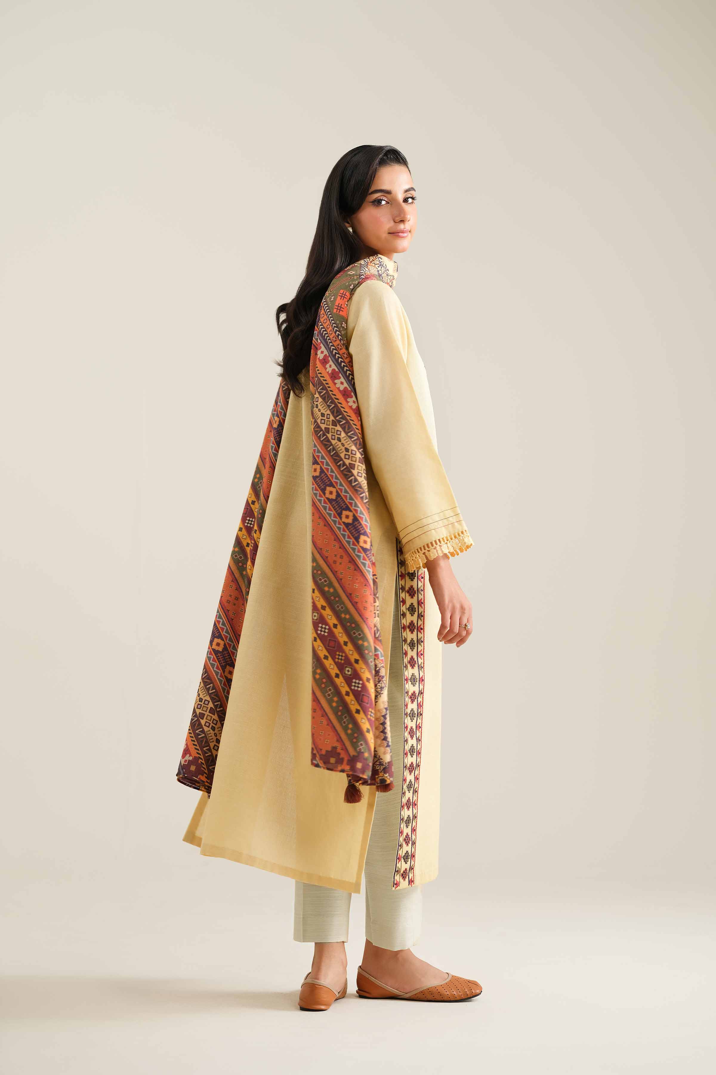 2 Piece - Embroidered Suit - 42404447 - Image 3