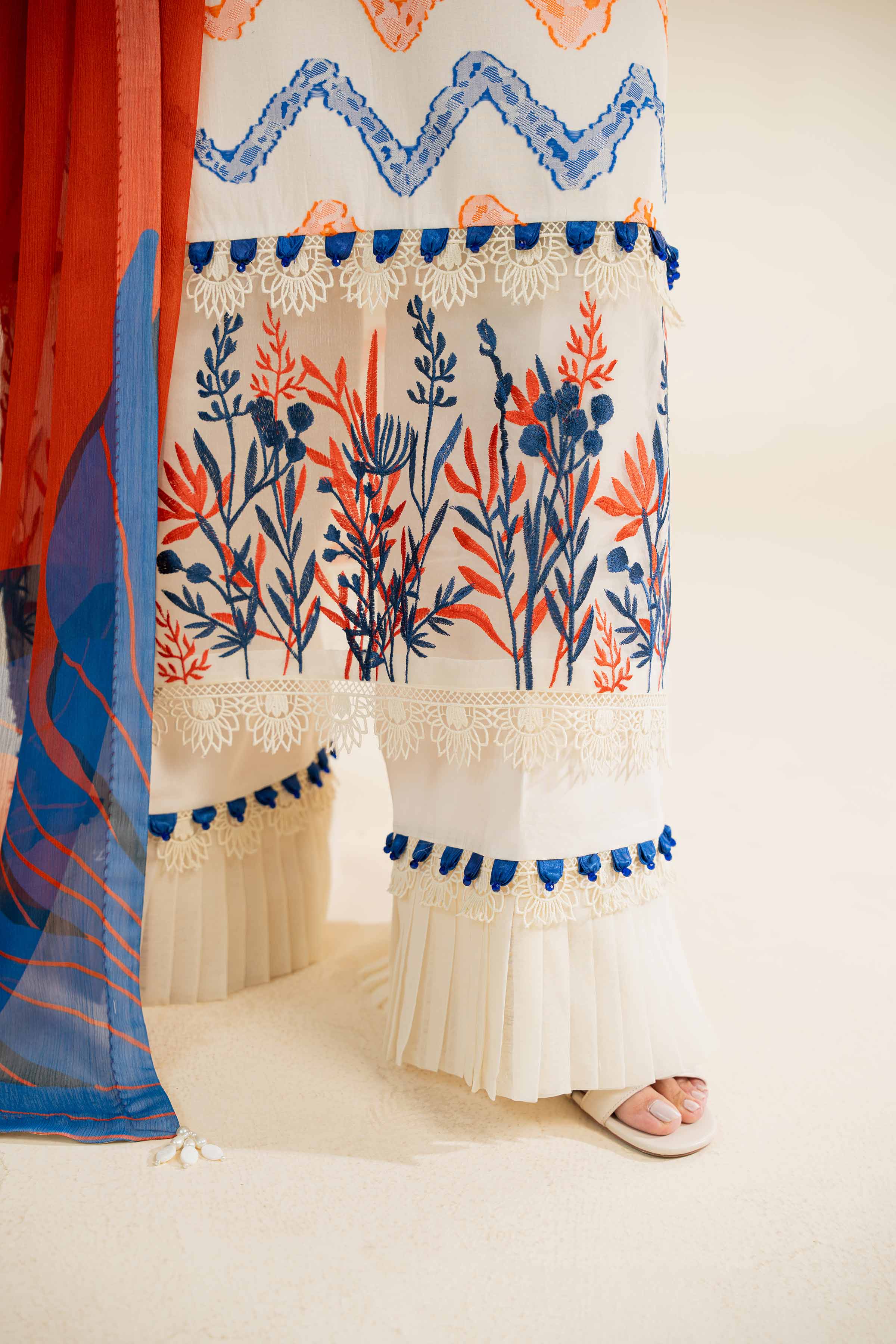 3 Piece - Jacquard Embroidered Suit - 42501093 - Image 7