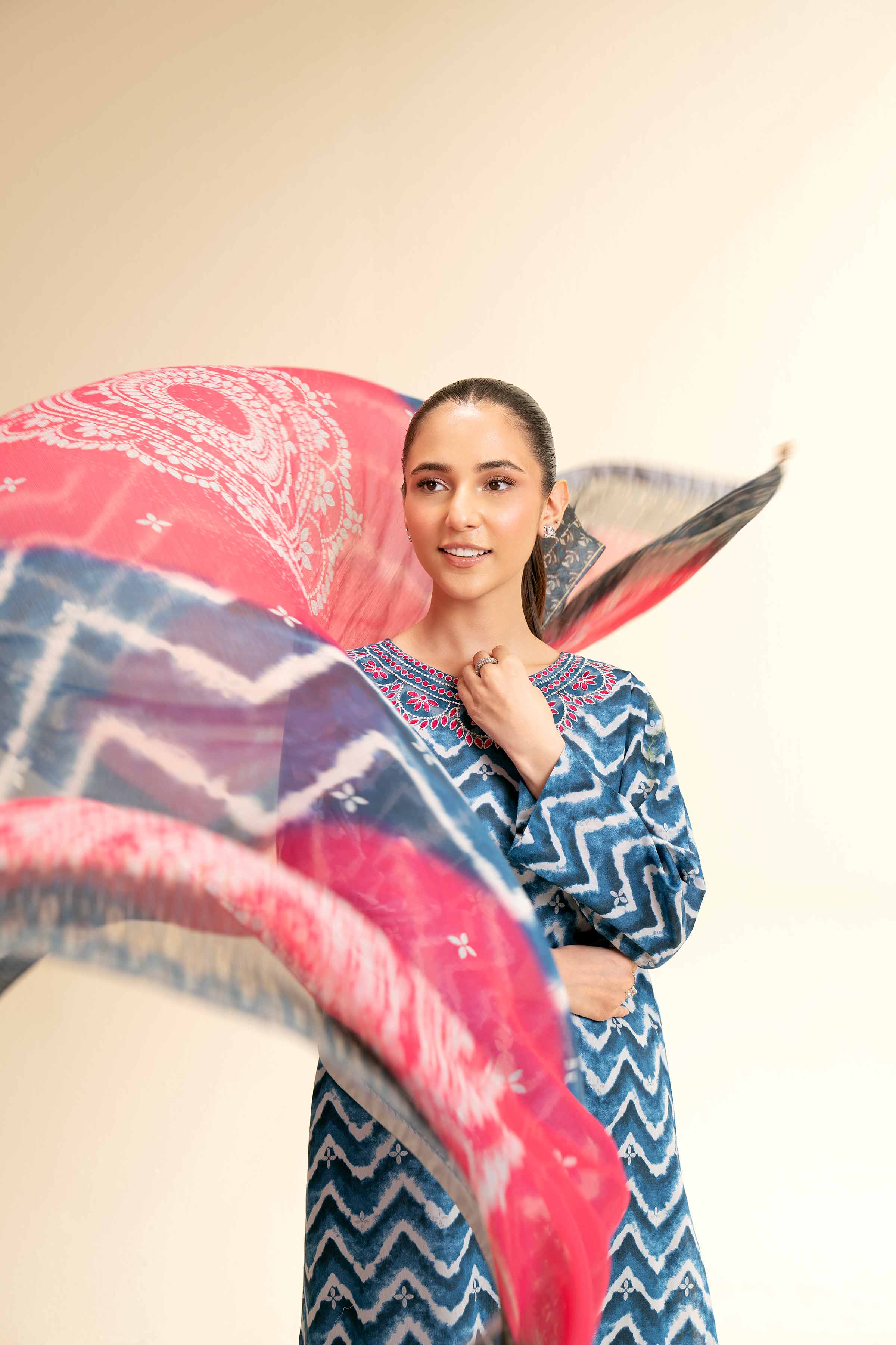 3 Piece - Printed Embroidered Suit - 42501220 - Image 4