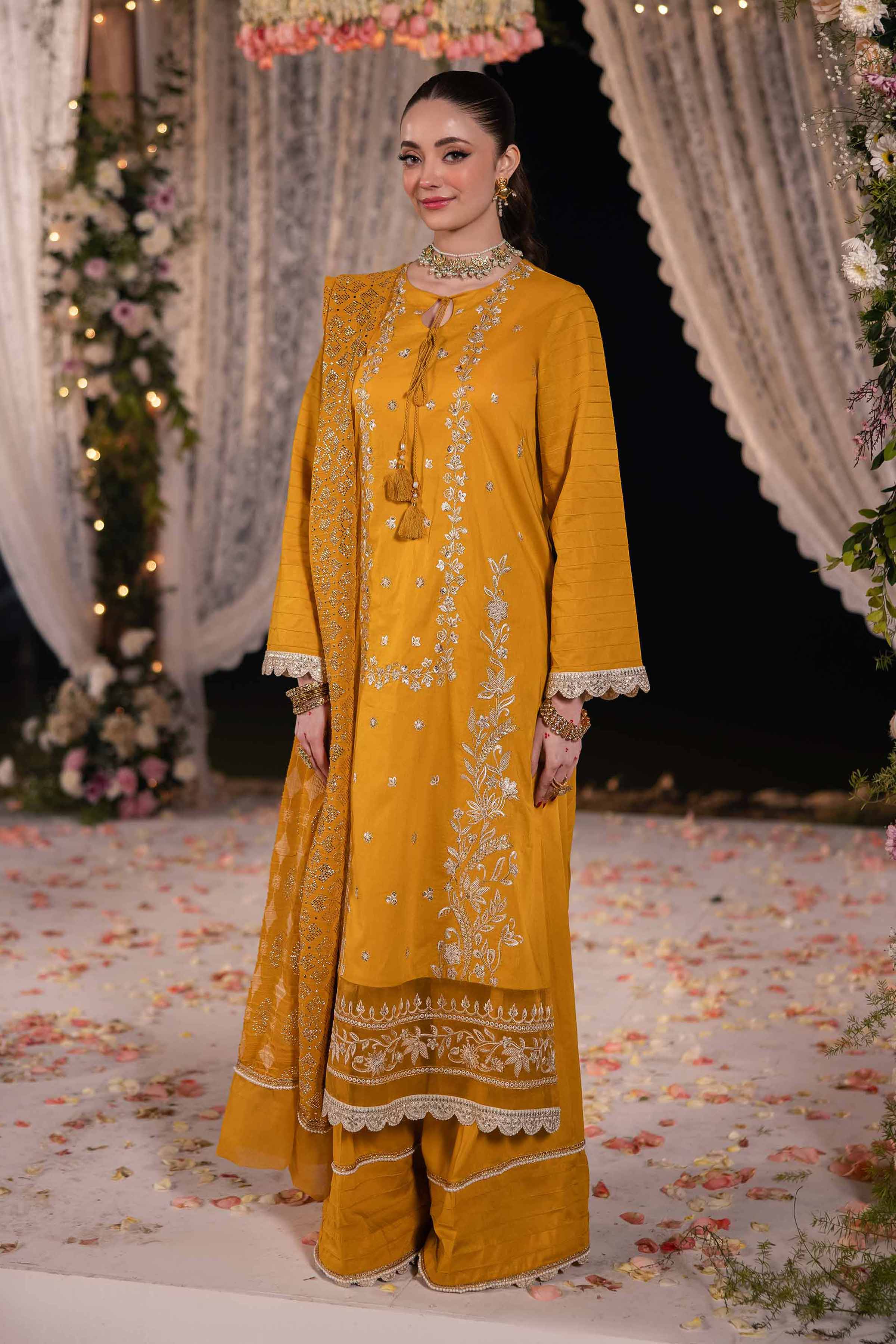 3 Piece - Embellished Suit - 42501372