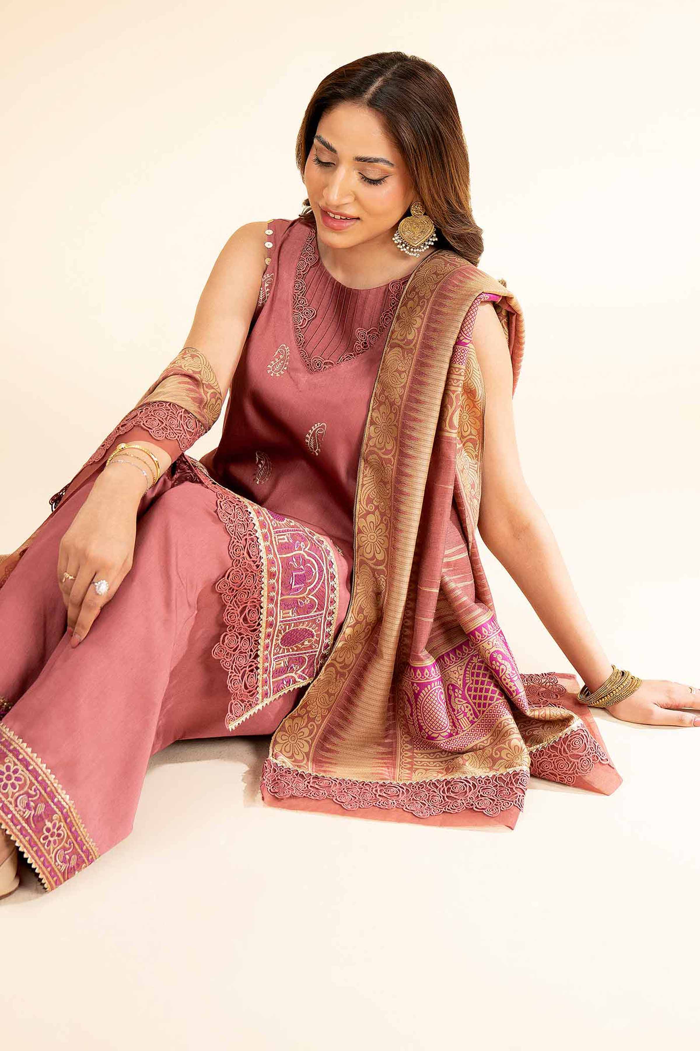 3 Piece - Embroidered Suit - 42501387 - Image 4