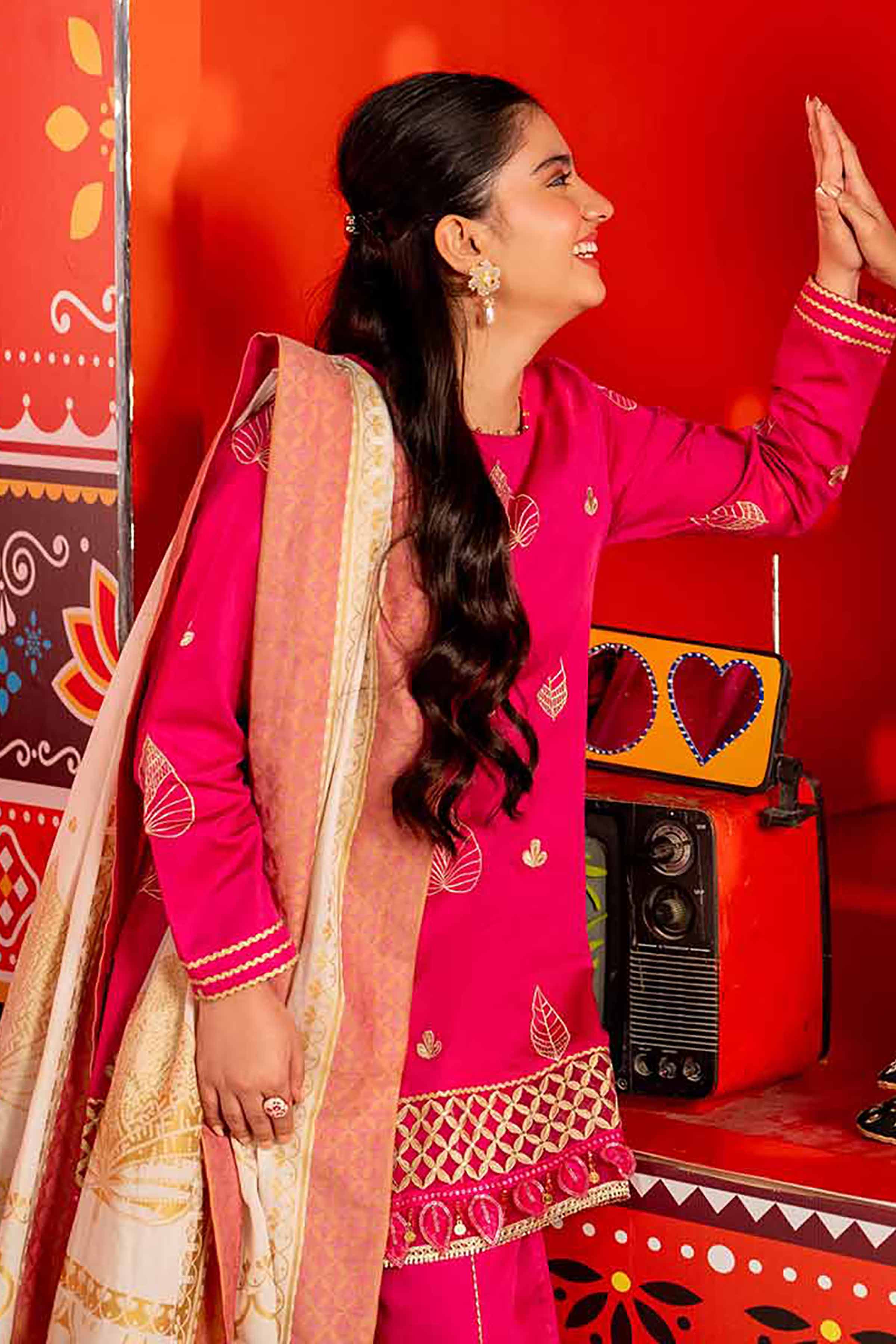 3 Piece - Embroidered Suit - 42501392 - Image 2