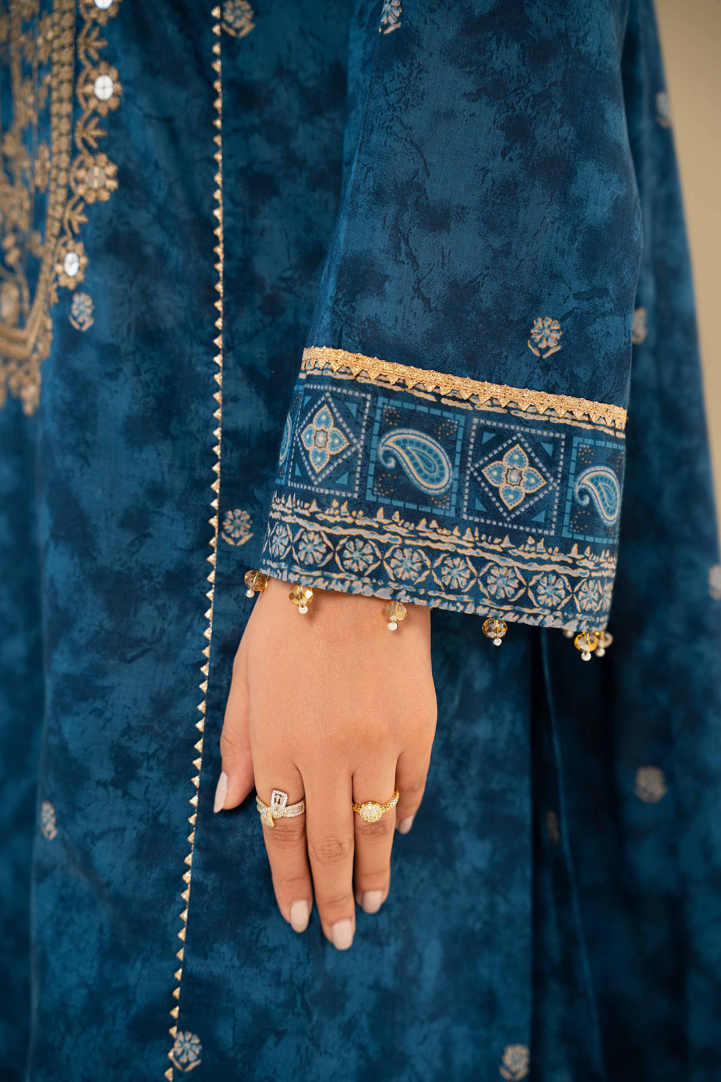 3 Piece - Gold Printed Embroidered Suit - 42501424 - Image 6