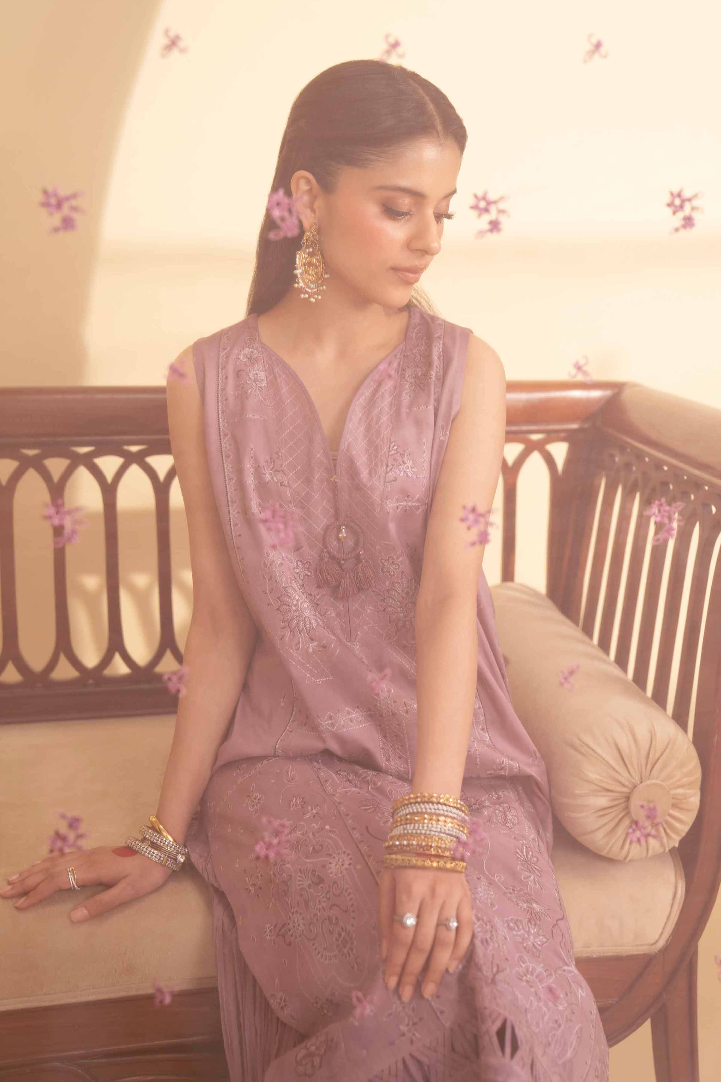 3 Piece - Embroidered Suit - 42519117 - Image 2
