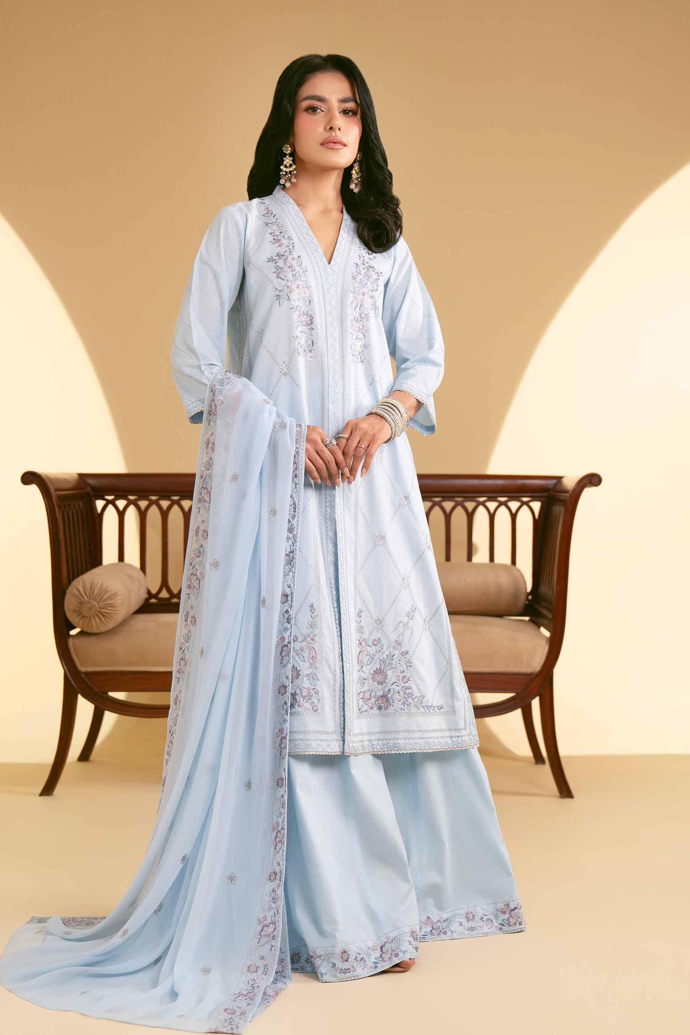 3 Piece - Embroidered Suit - 42519197 - Image 2