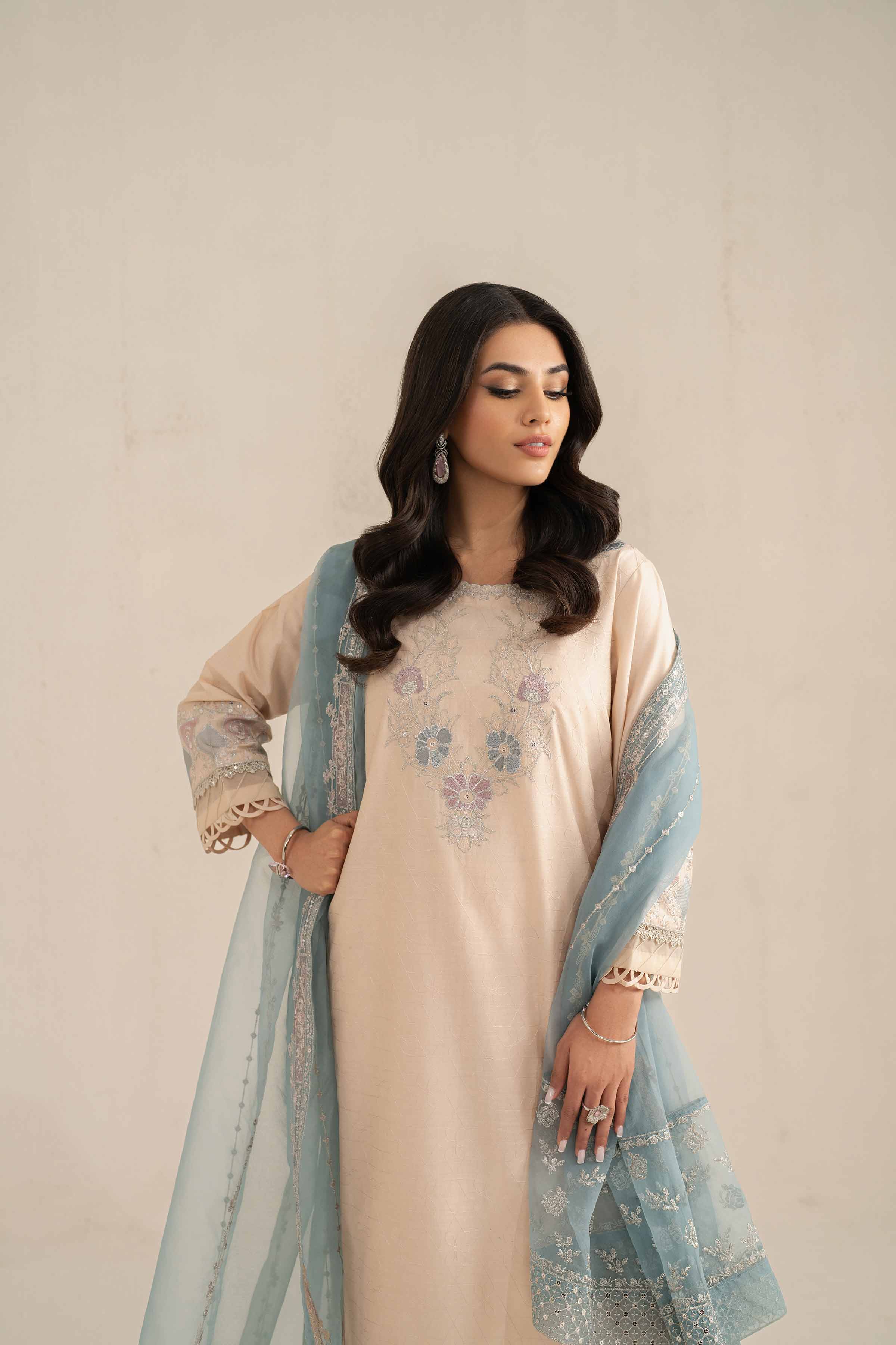 3 Piece - Embroidered Suit - 42519372 - Image 4