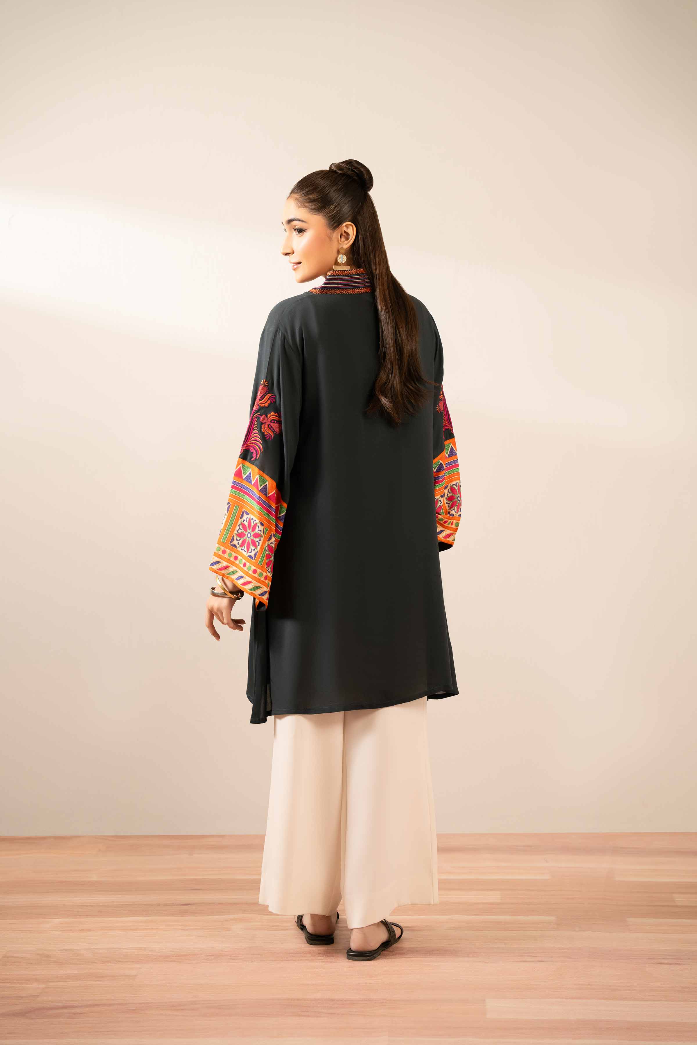 Printed Embroidered Tunic - AS25-107 - Image 10