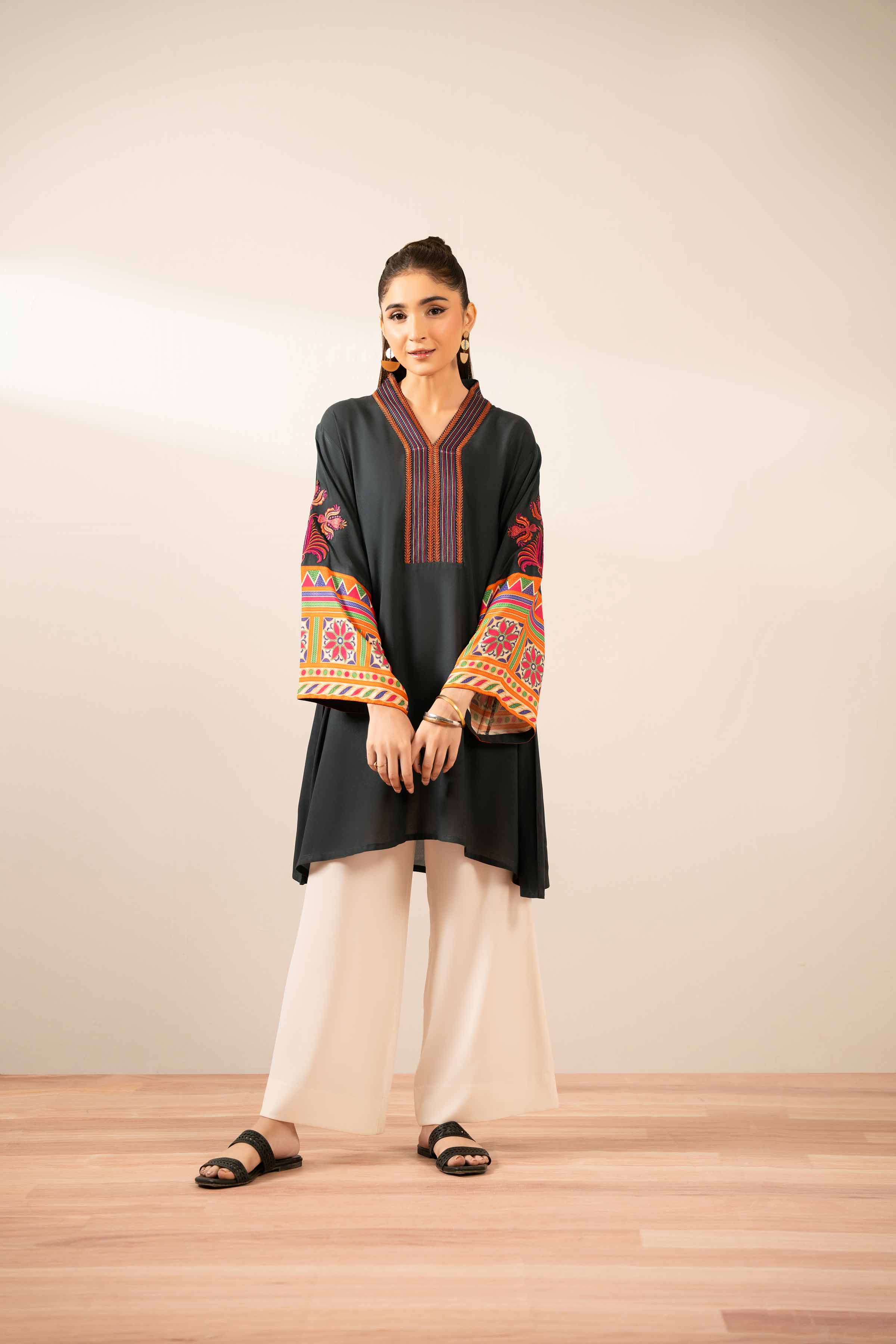Printed Embroidered Tunic - AS25-107 - Image 4