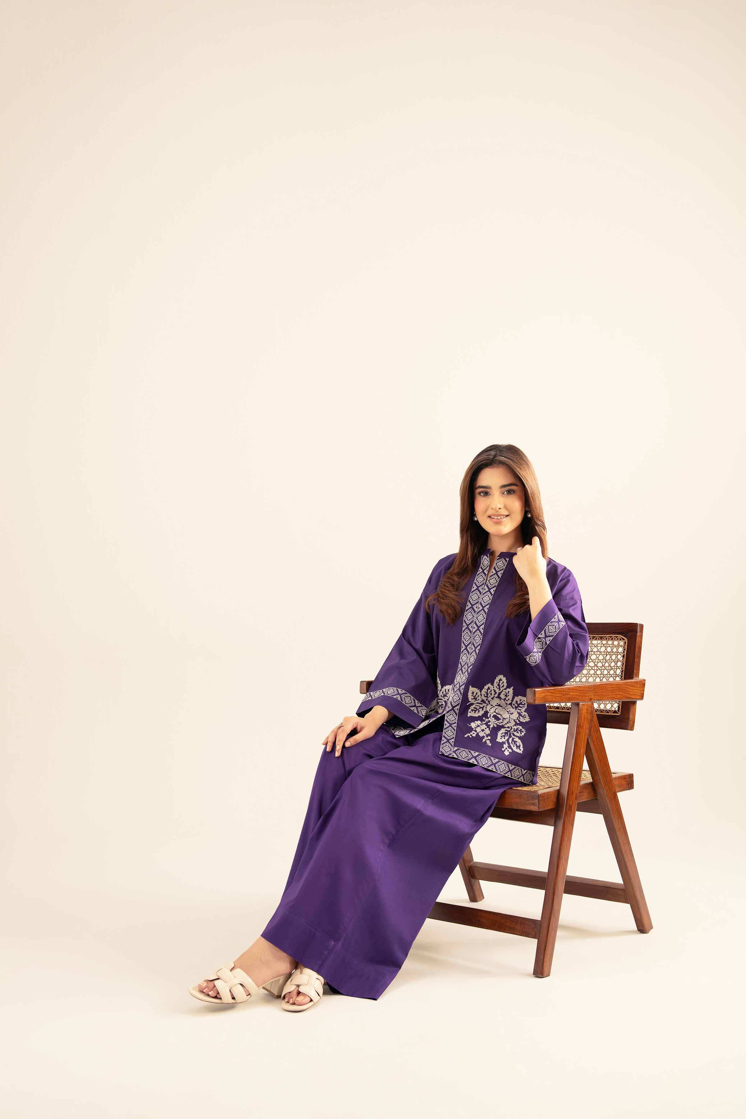 2 Piece - Embroidered Suit - AS25-75 - Image 3