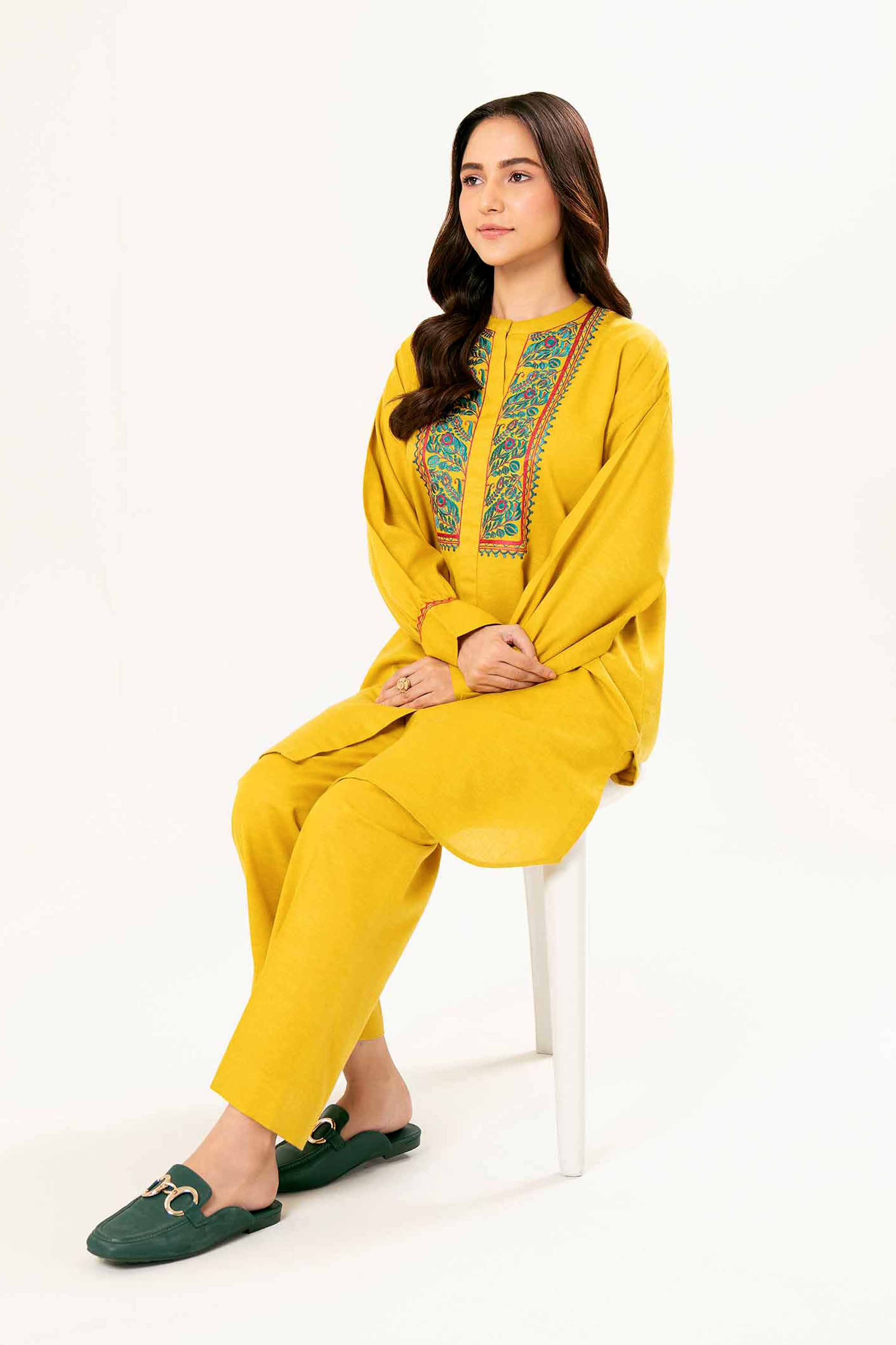 2 Piece - Embroidered Suit - AW24-37 - Image 2