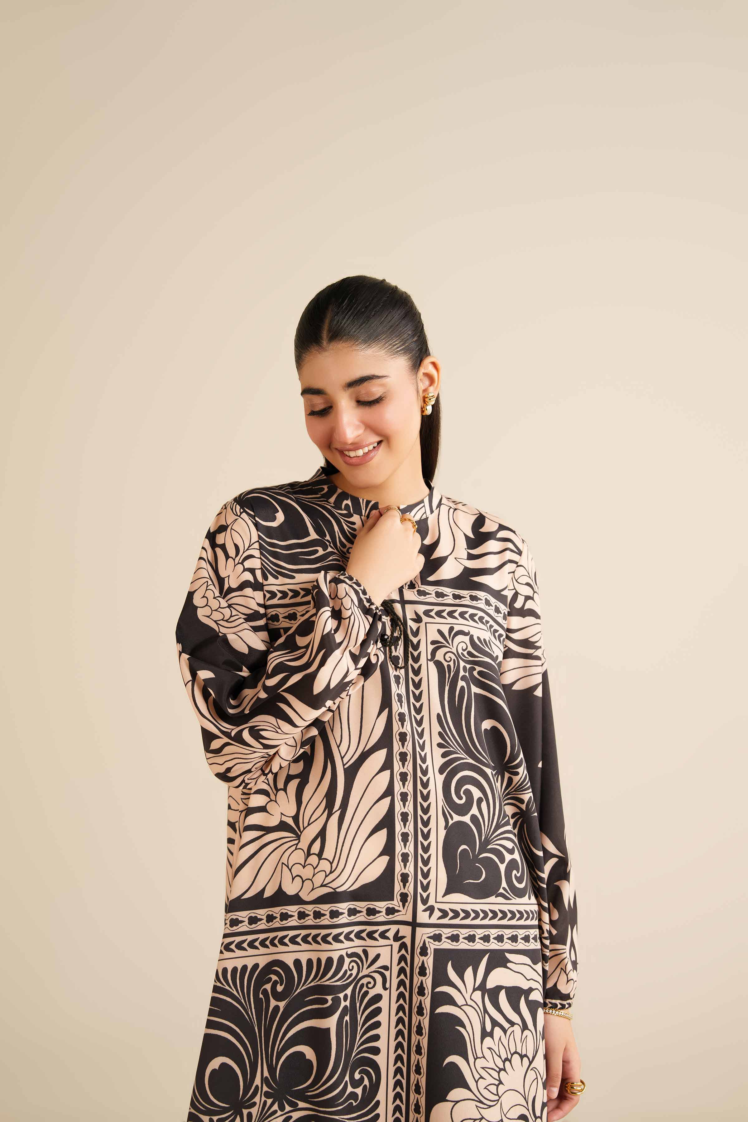 Printed Tunic - AW25-02 - Image 8