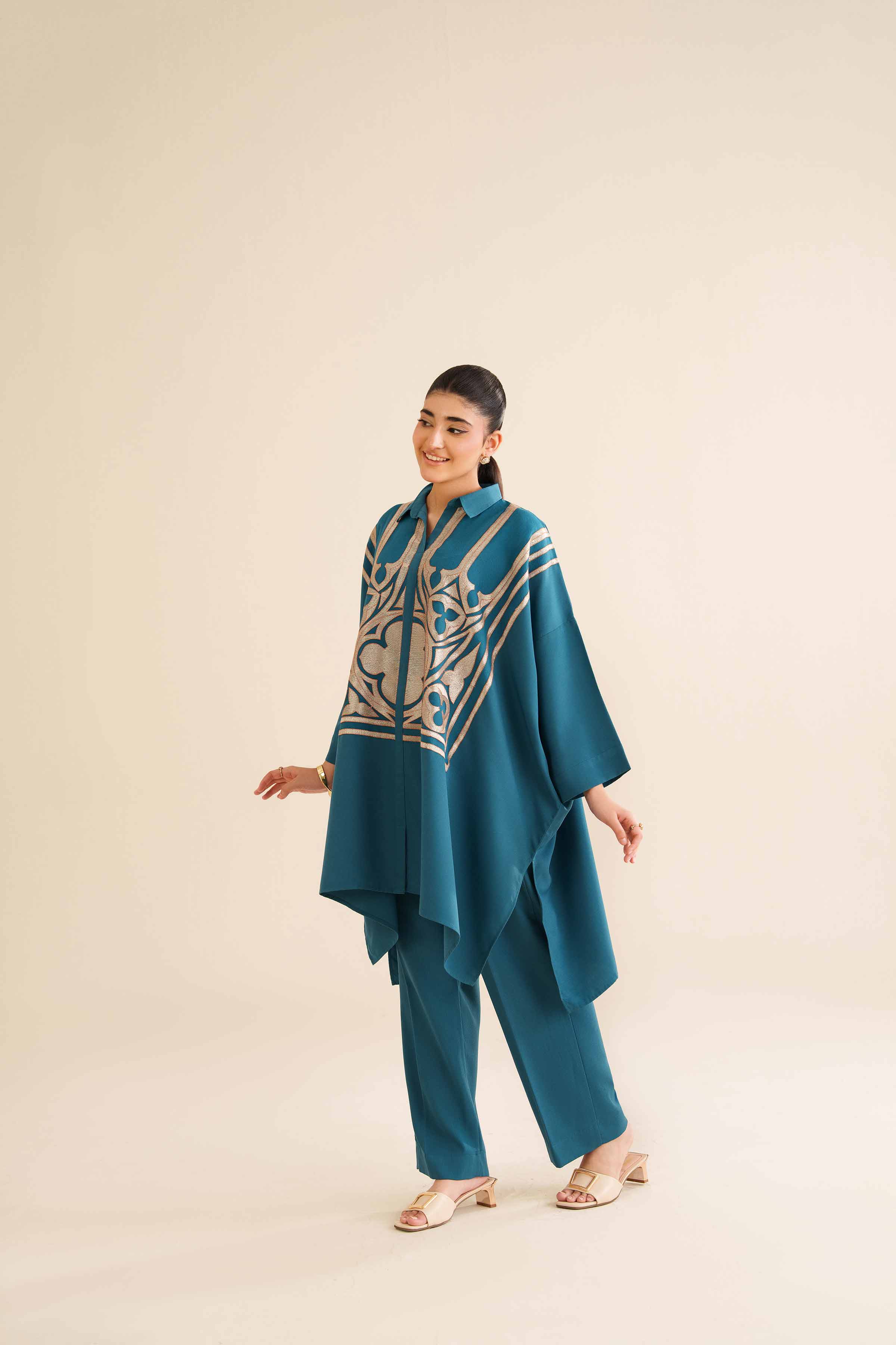 2 Piece - Embroidered Suit - AW25-08 - Image 4