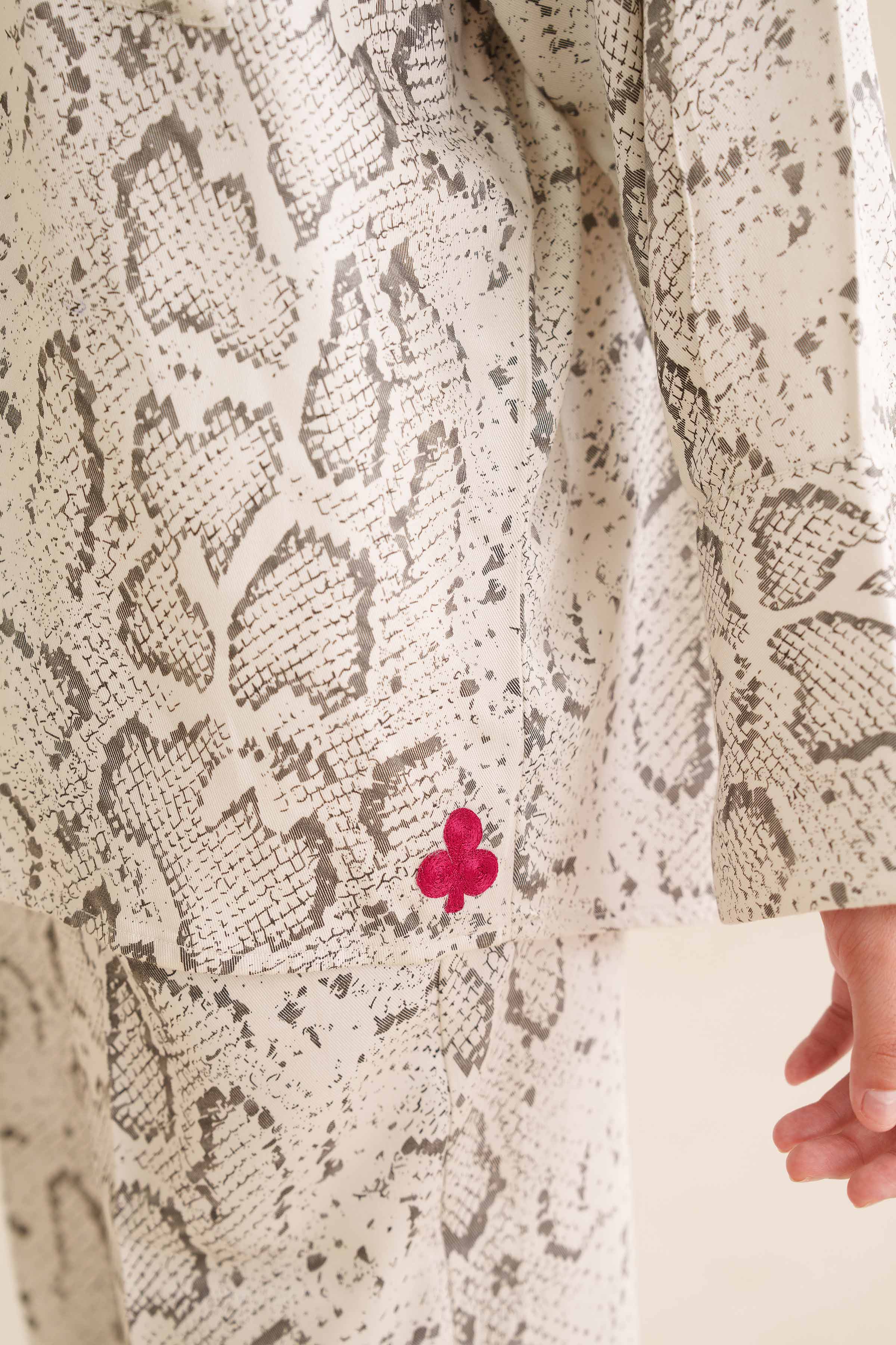 2 Piece - Printed Suit - AW25-43 - Image 6