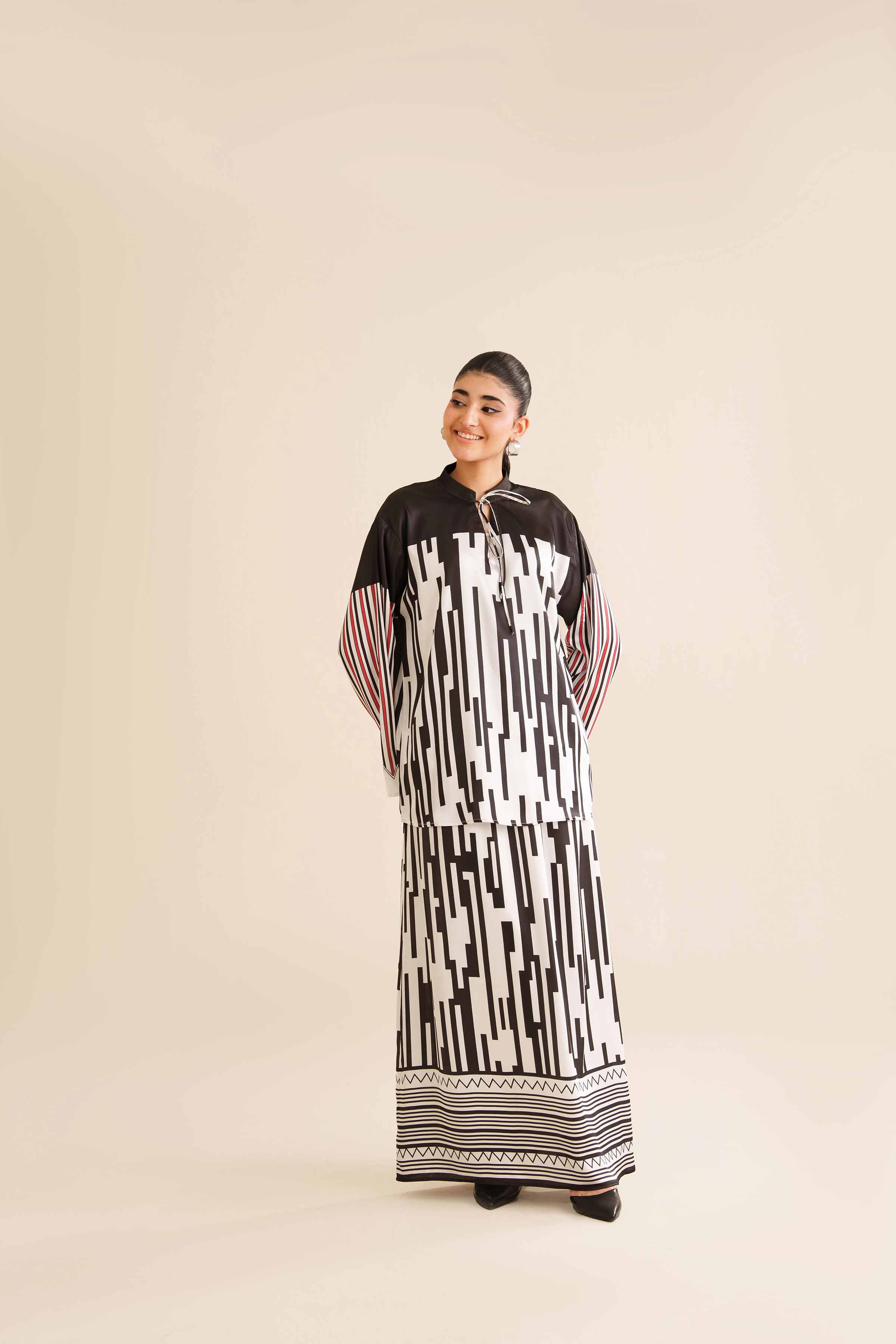 2 Piece - Printed Suit - FW25-26 - Image 4