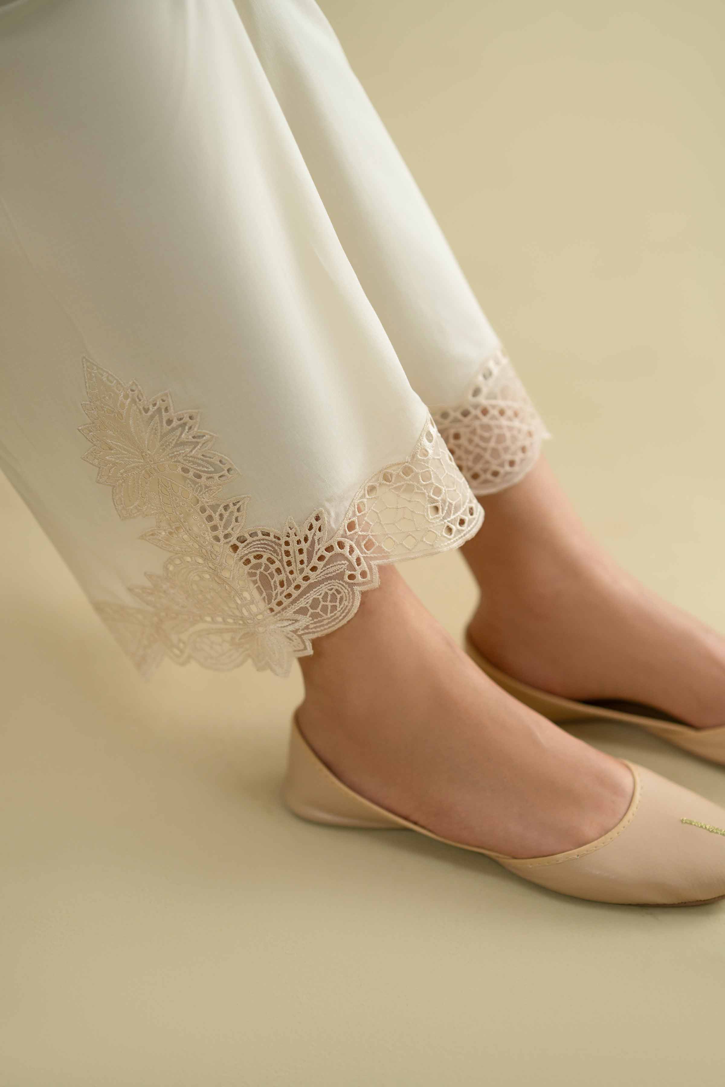 Embroidered Pants - KFE26-129 - Image 3