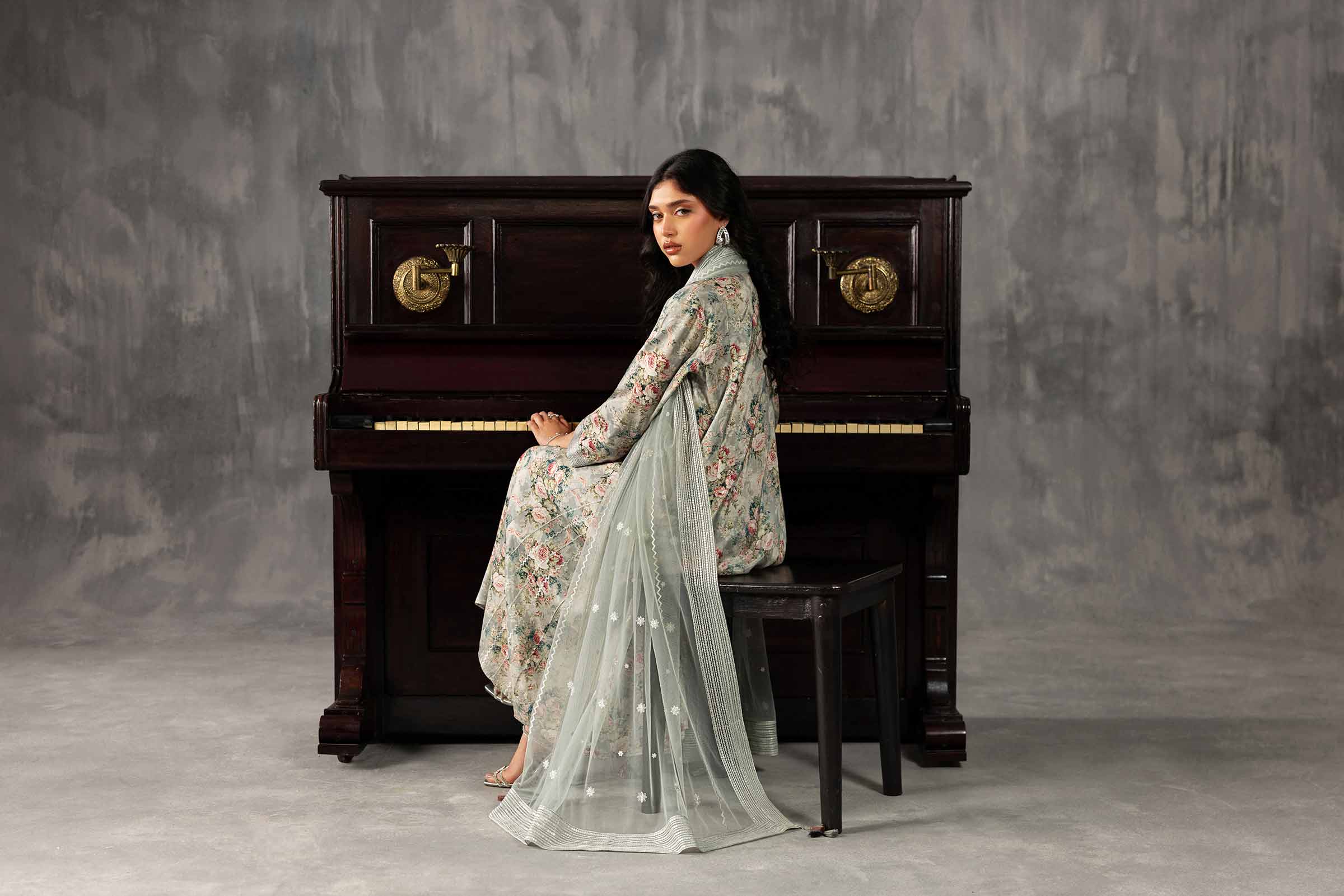 3 Piece - Printed Embroidered Suit - KFE26-130 - Image 11