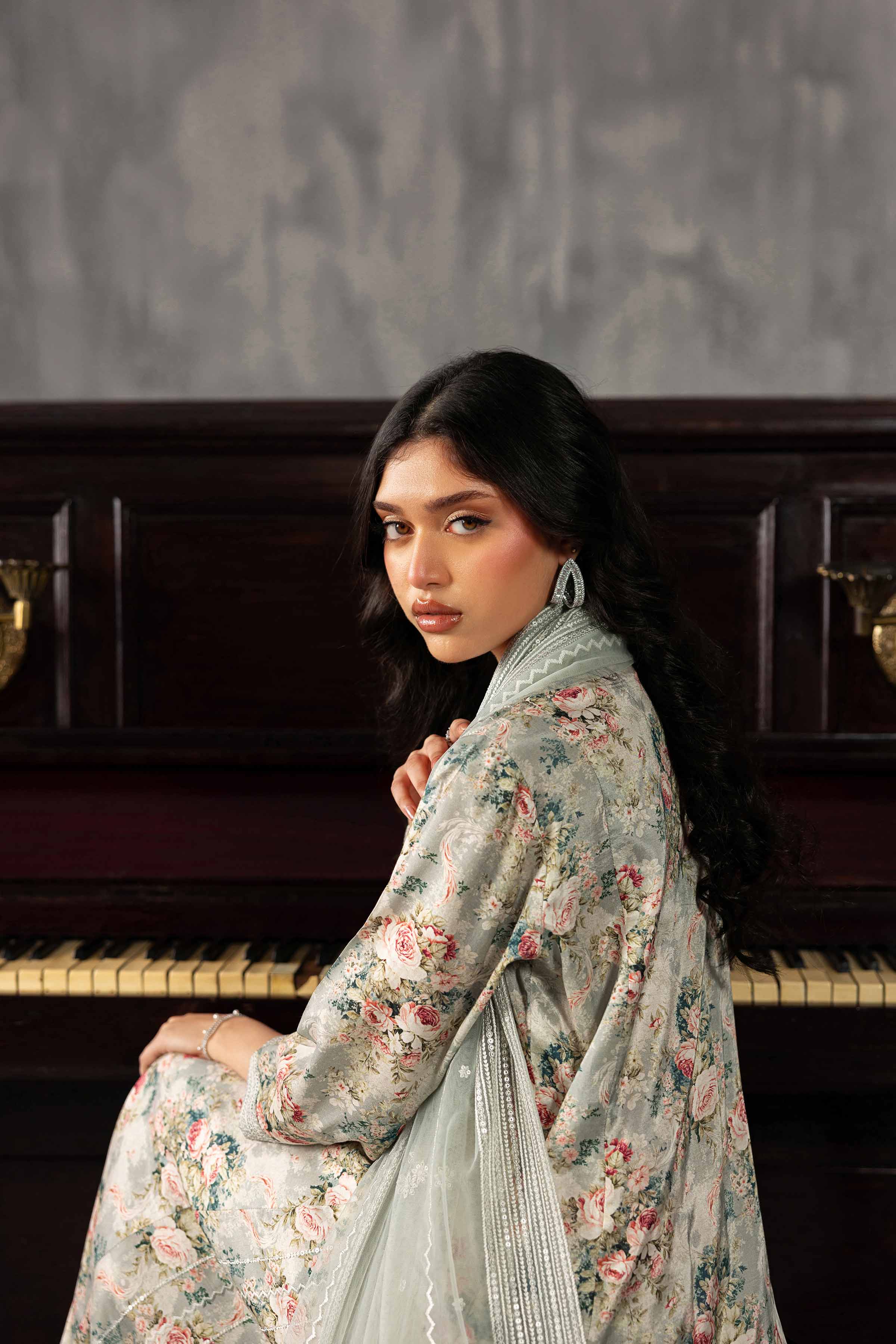 3 Piece - Printed Embroidered Suit - KFE26-130 - Image 7
