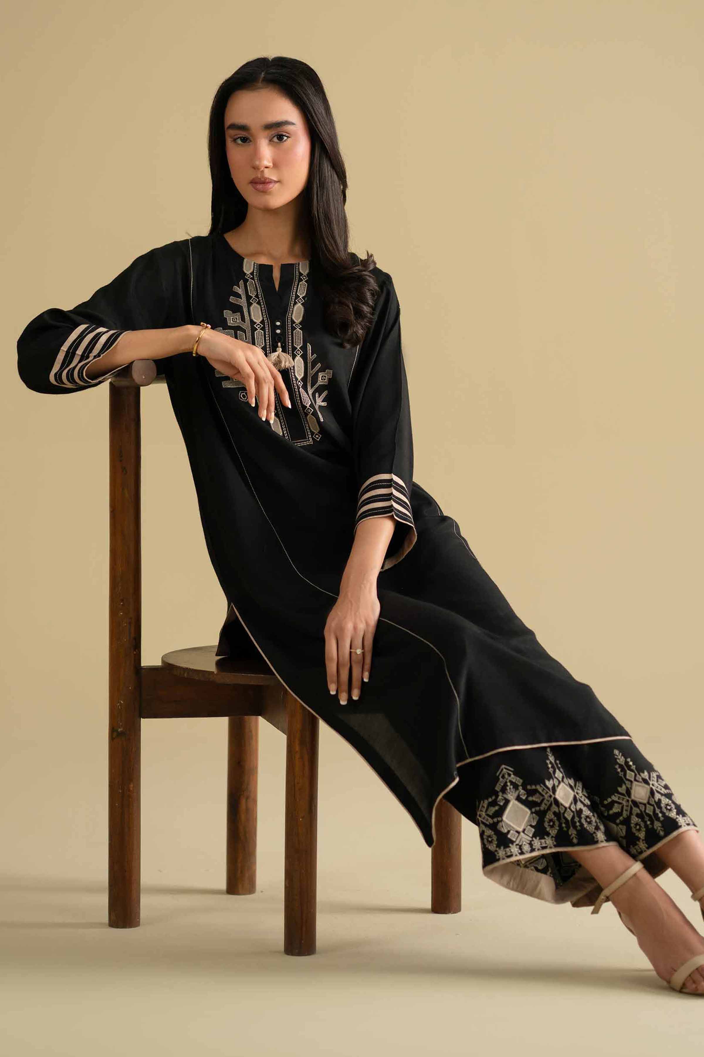 2 Piece - Embroidered Suit - KFE26-37