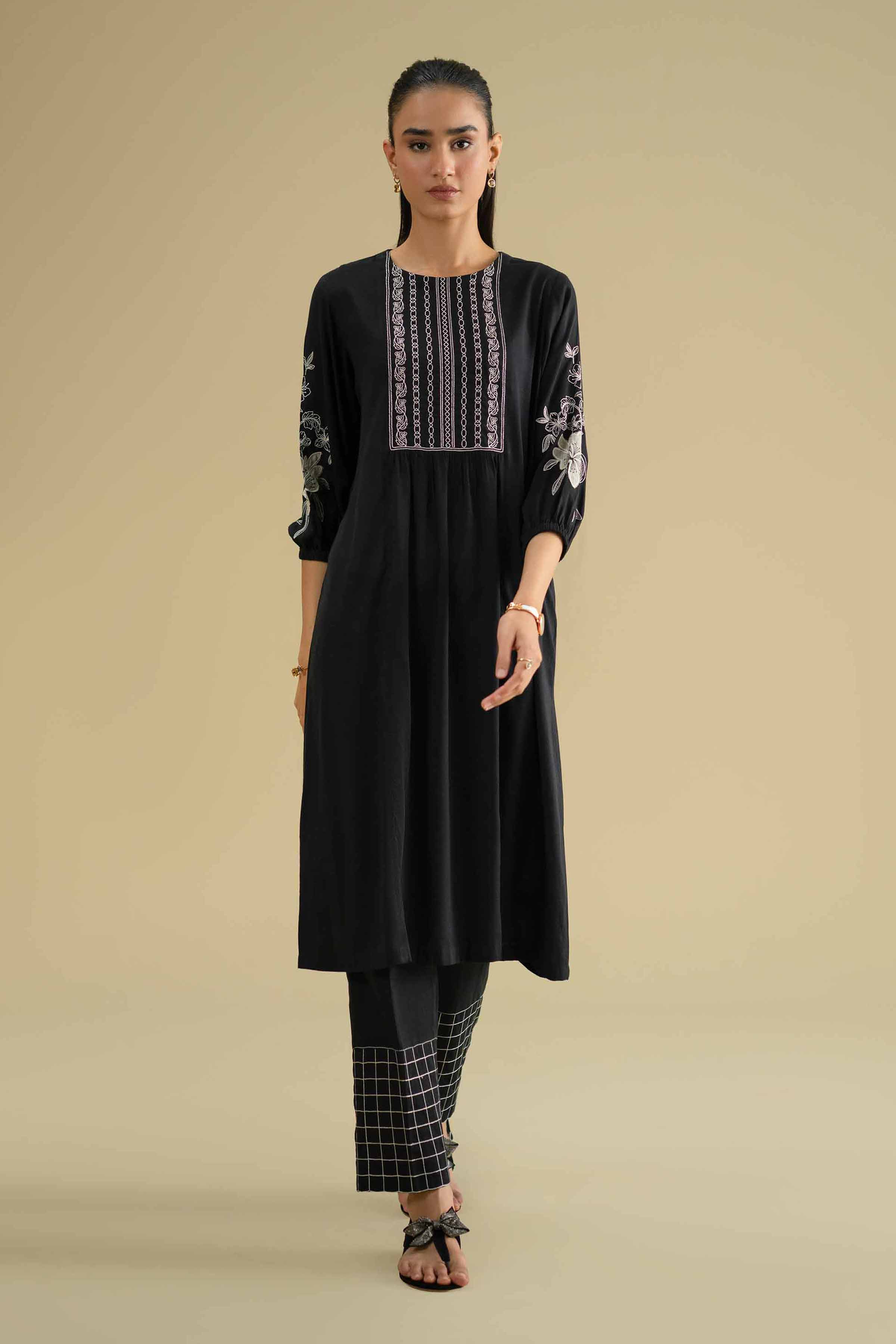 2 Piece - Embroidered Suit - KFE26-41 - Image 3