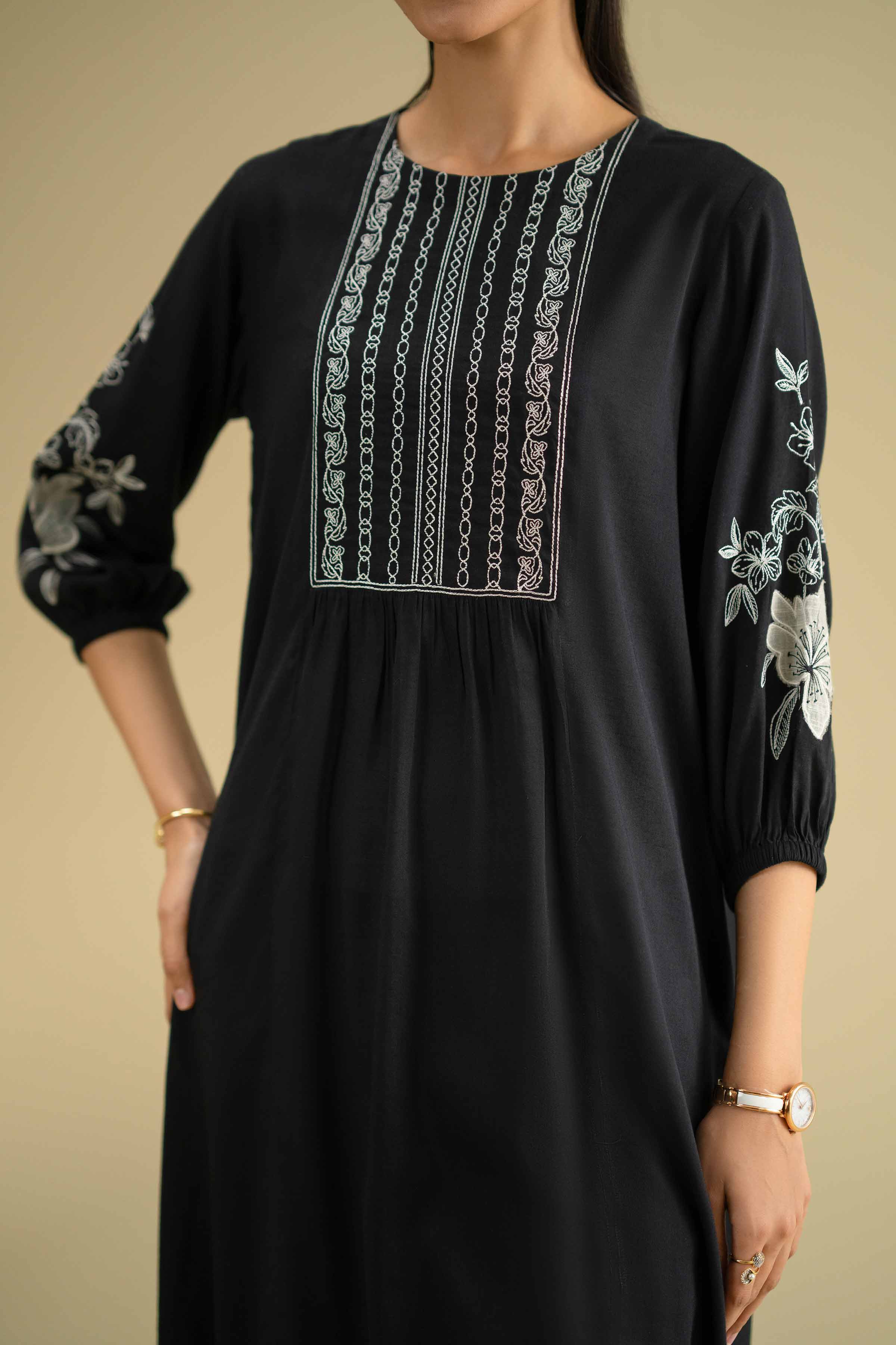 2 Piece - Embroidered Suit - KFE26-41 - Image 8