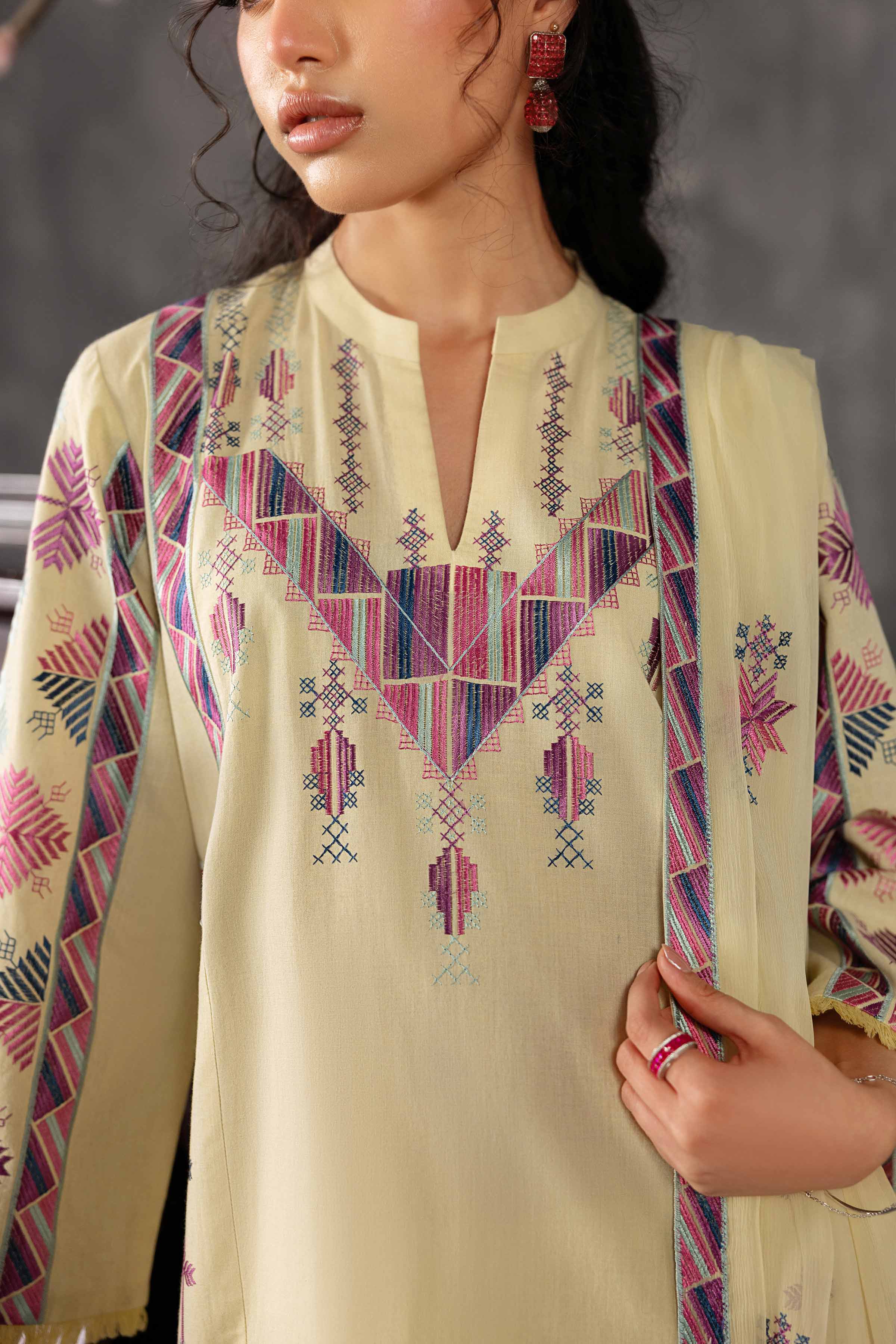 3 Piece - Embroidered Suit - KFE26-94 - Image 10