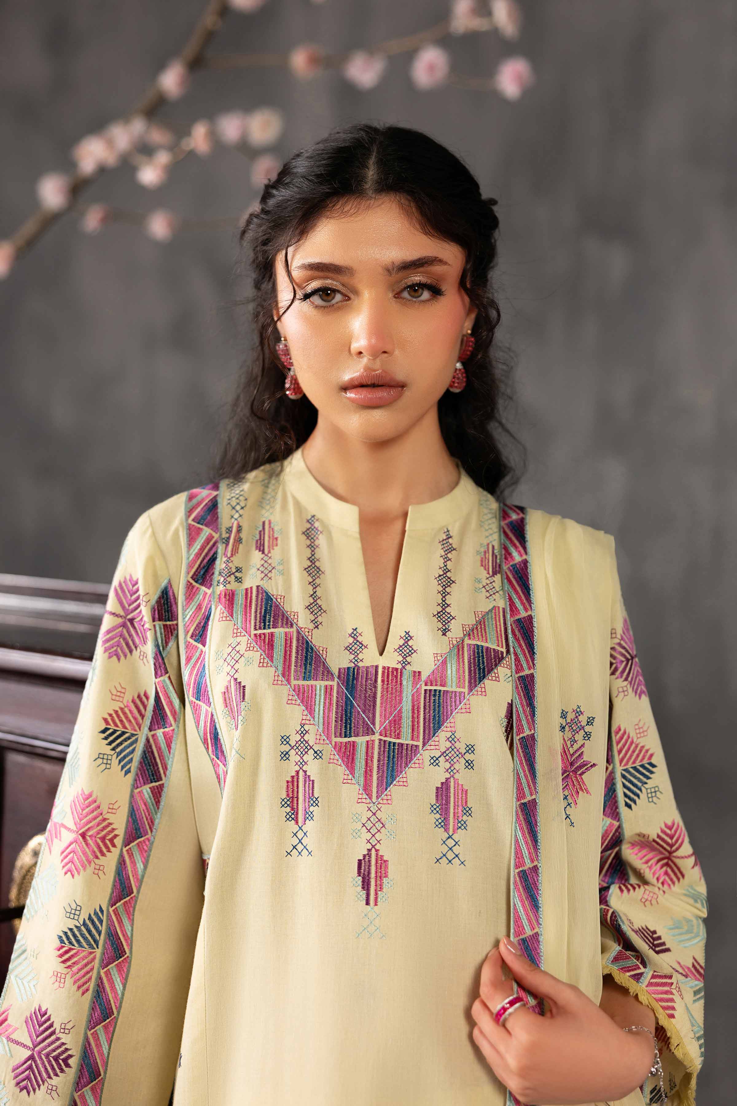 3 Piece - Embroidered Suit - KFE26-94 - Image 7