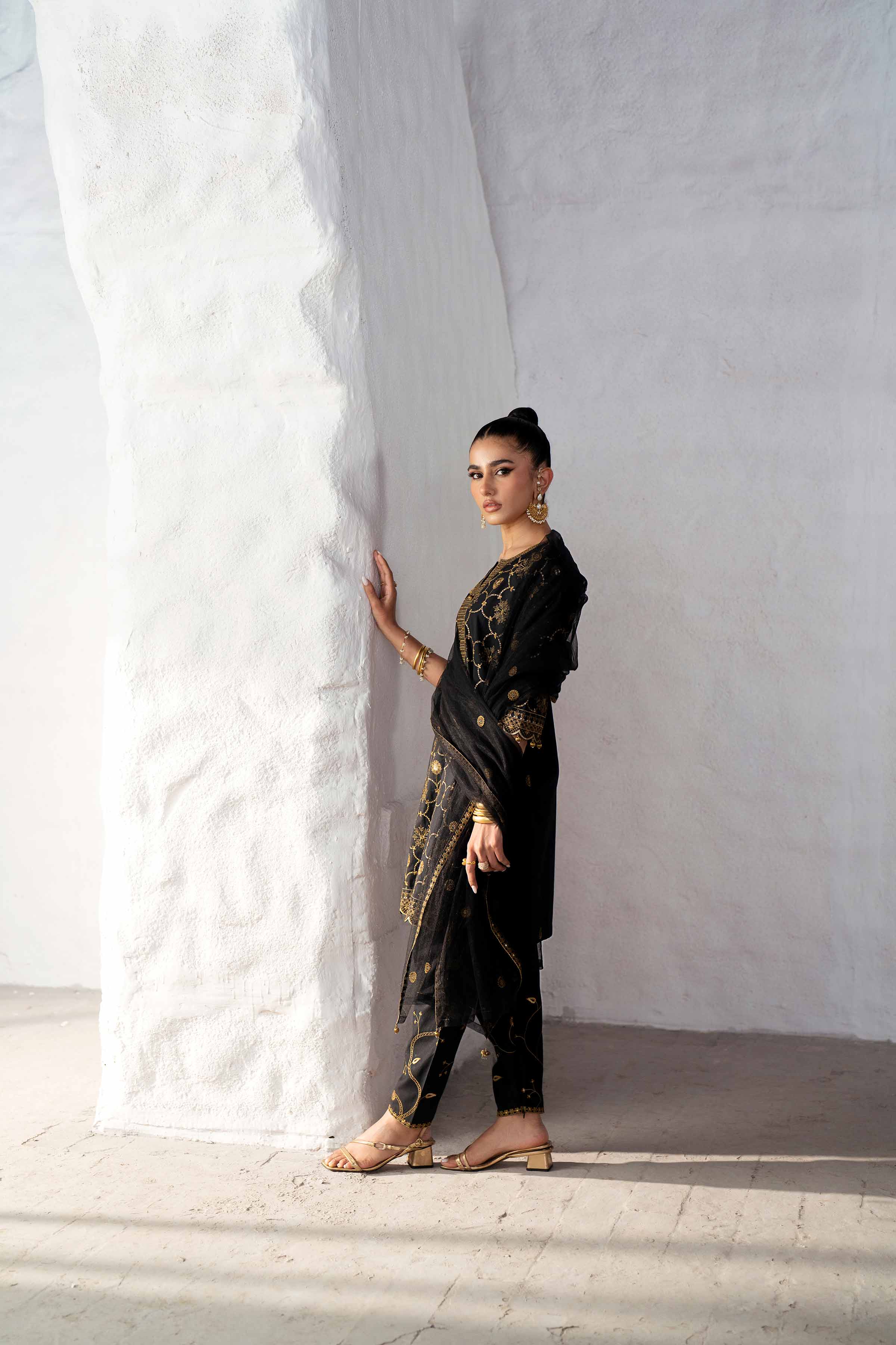 3 Piece - Embroidered Suit - KFS25-01 - Image 4