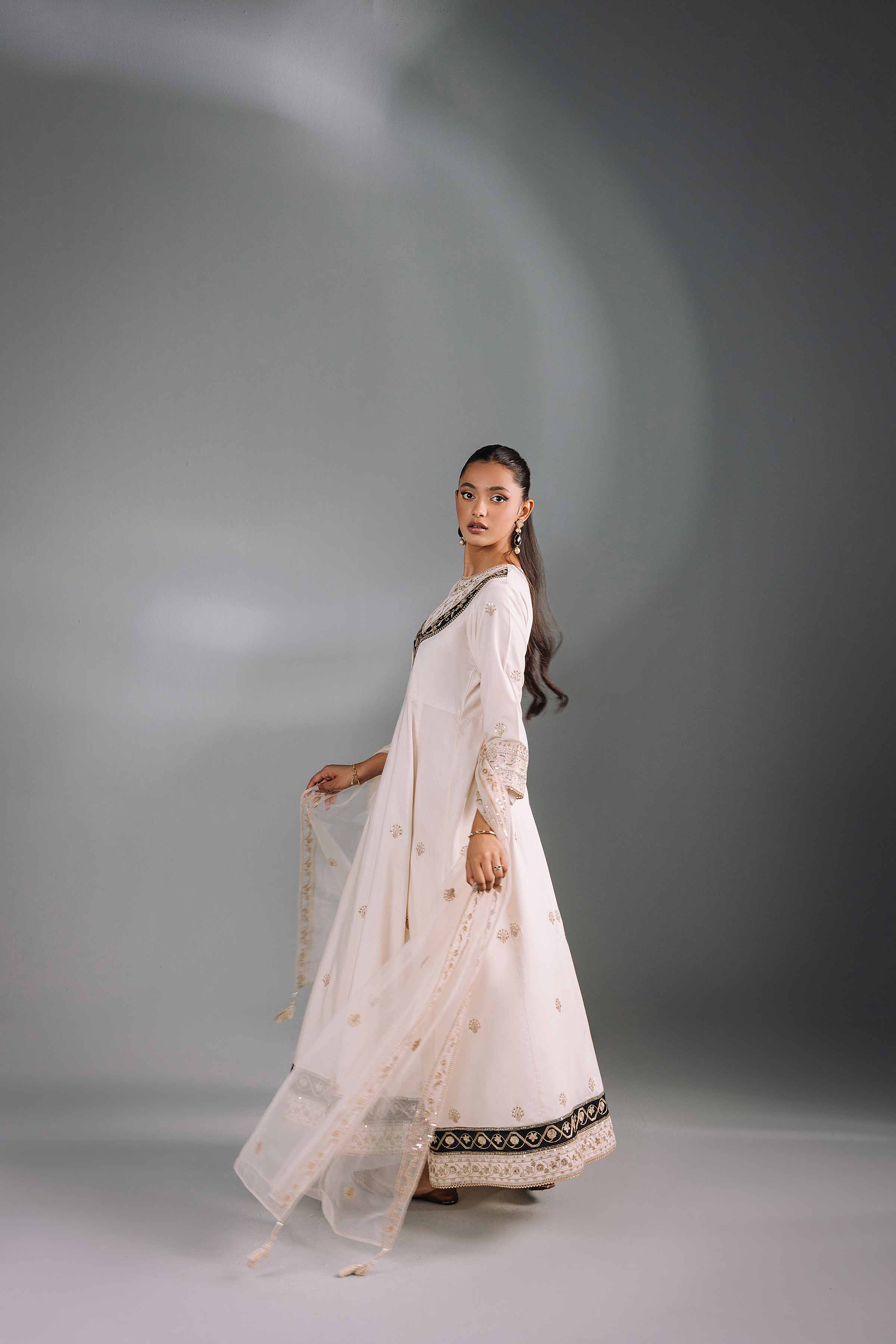 2 Piece - Embroidered Suit - KFW24-75 - Image 5