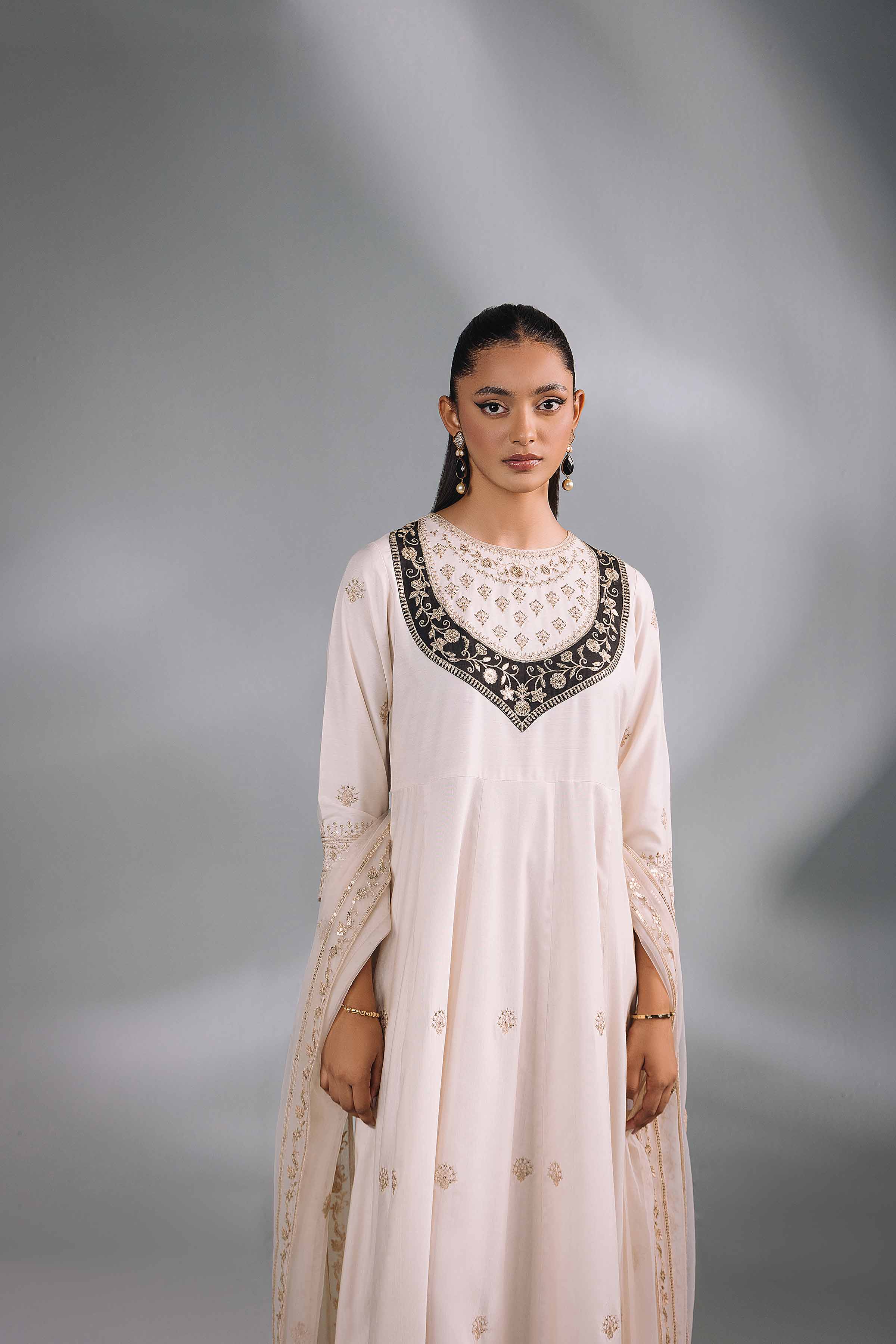 2 Piece - Embroidered Suit - KFW24-75 - Image 6
