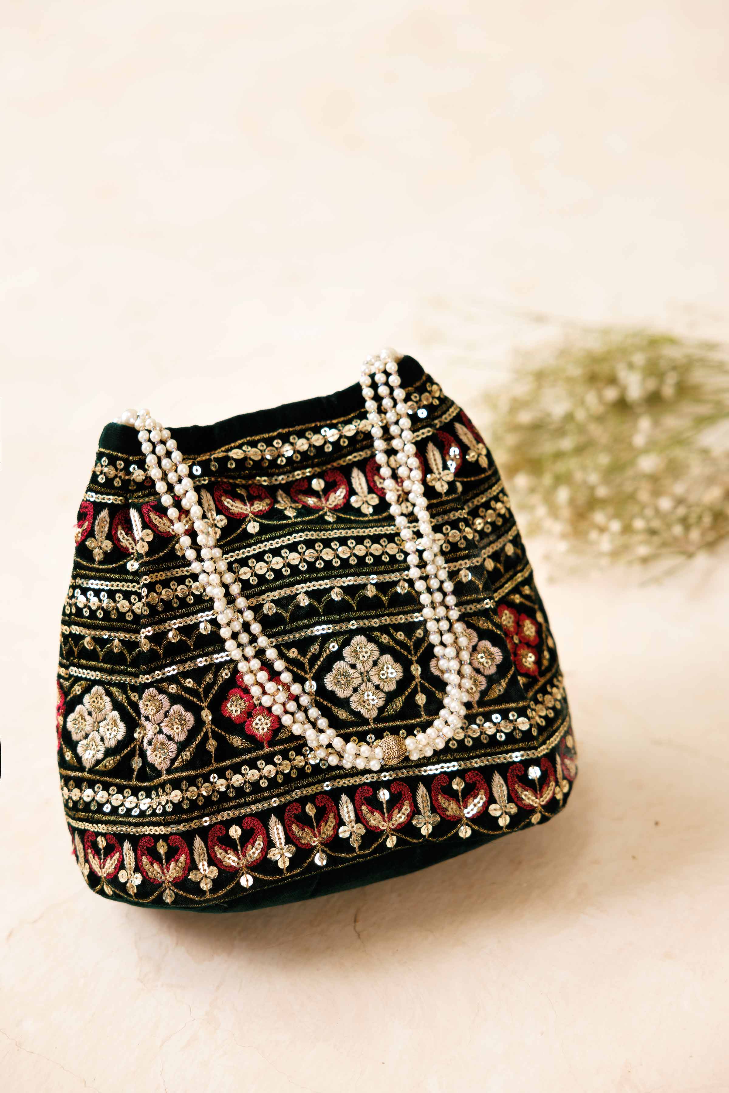 Embroidered Pouch - KFW25-146 - Image 4