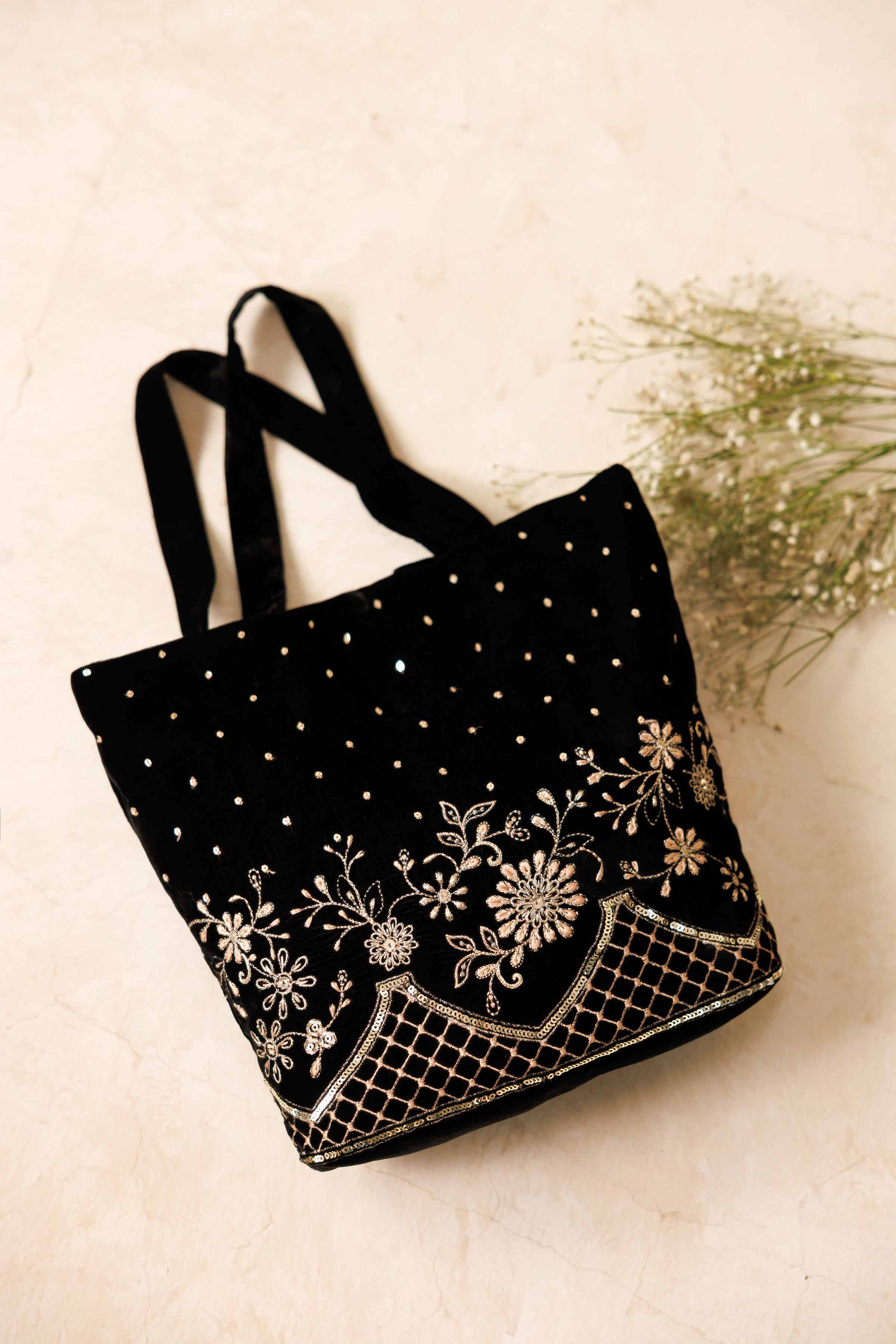 Embroidered Pouch - KFW25-149 - Image 5