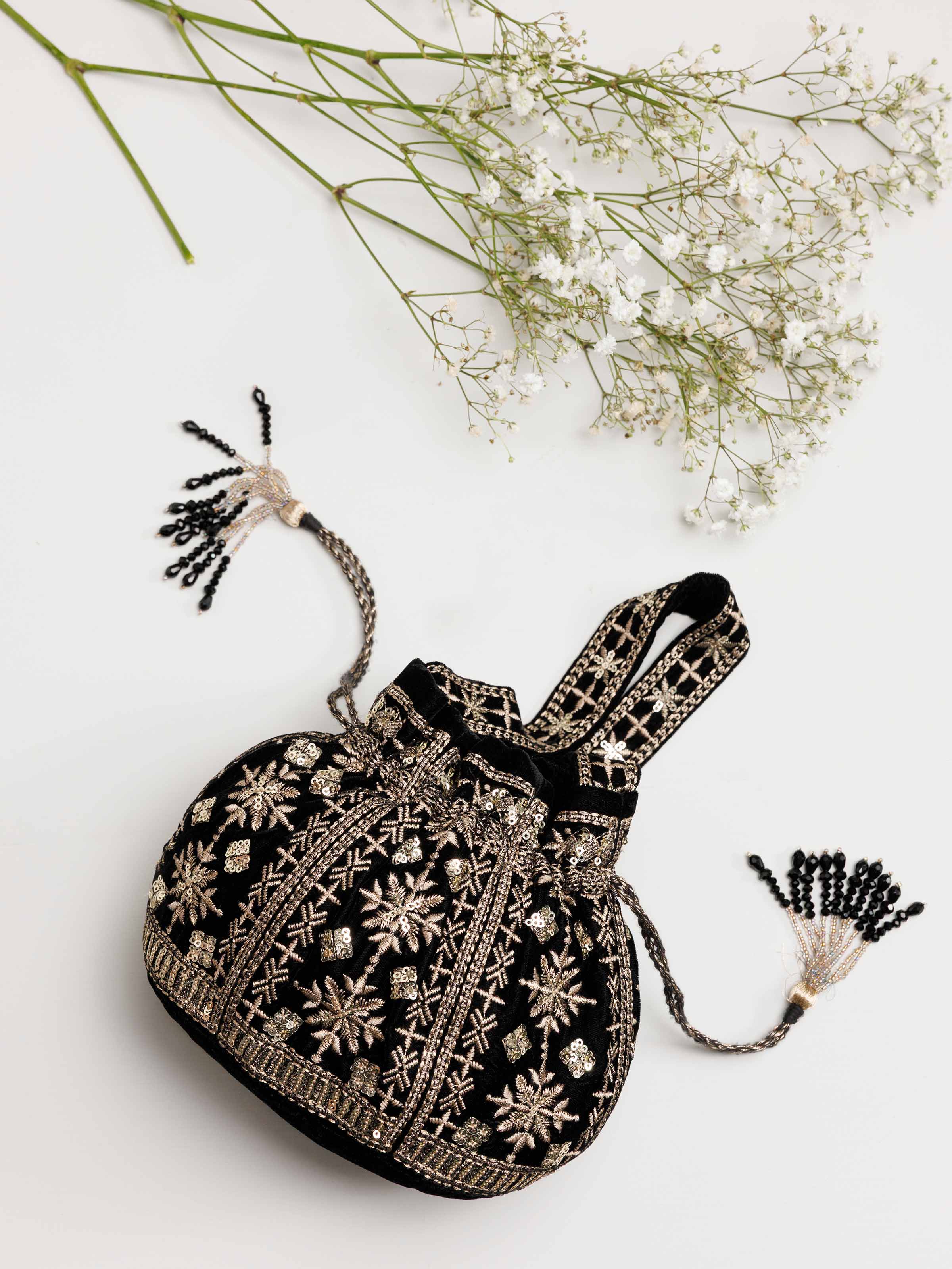 Embroidered Pouch - KFW25-154 - Image 3