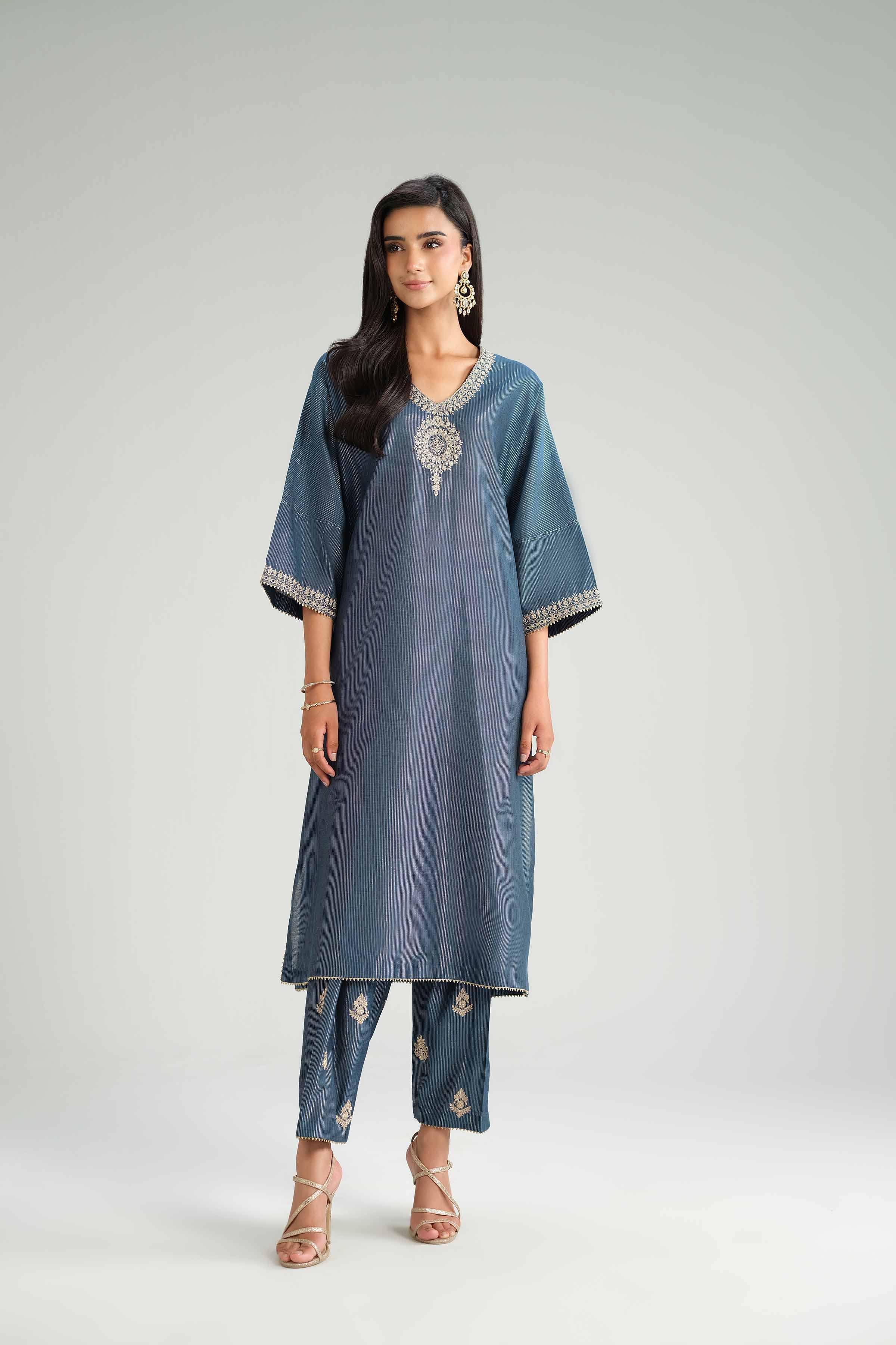 2 Piece - Embroidered Suit - KFW25-164 - Image 3