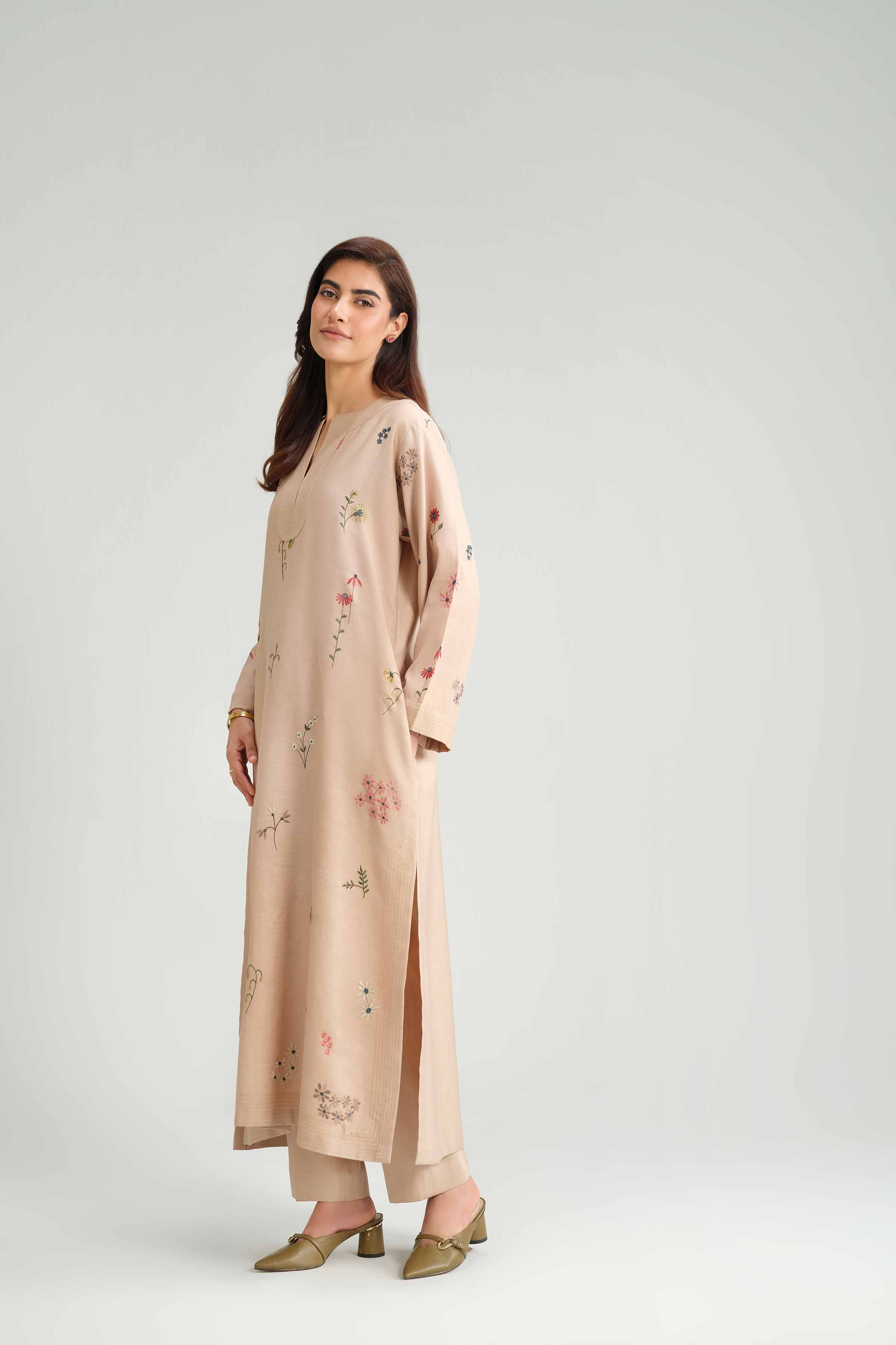 2 Piece - Embroidered Suit - KFW25-171 - Image 4