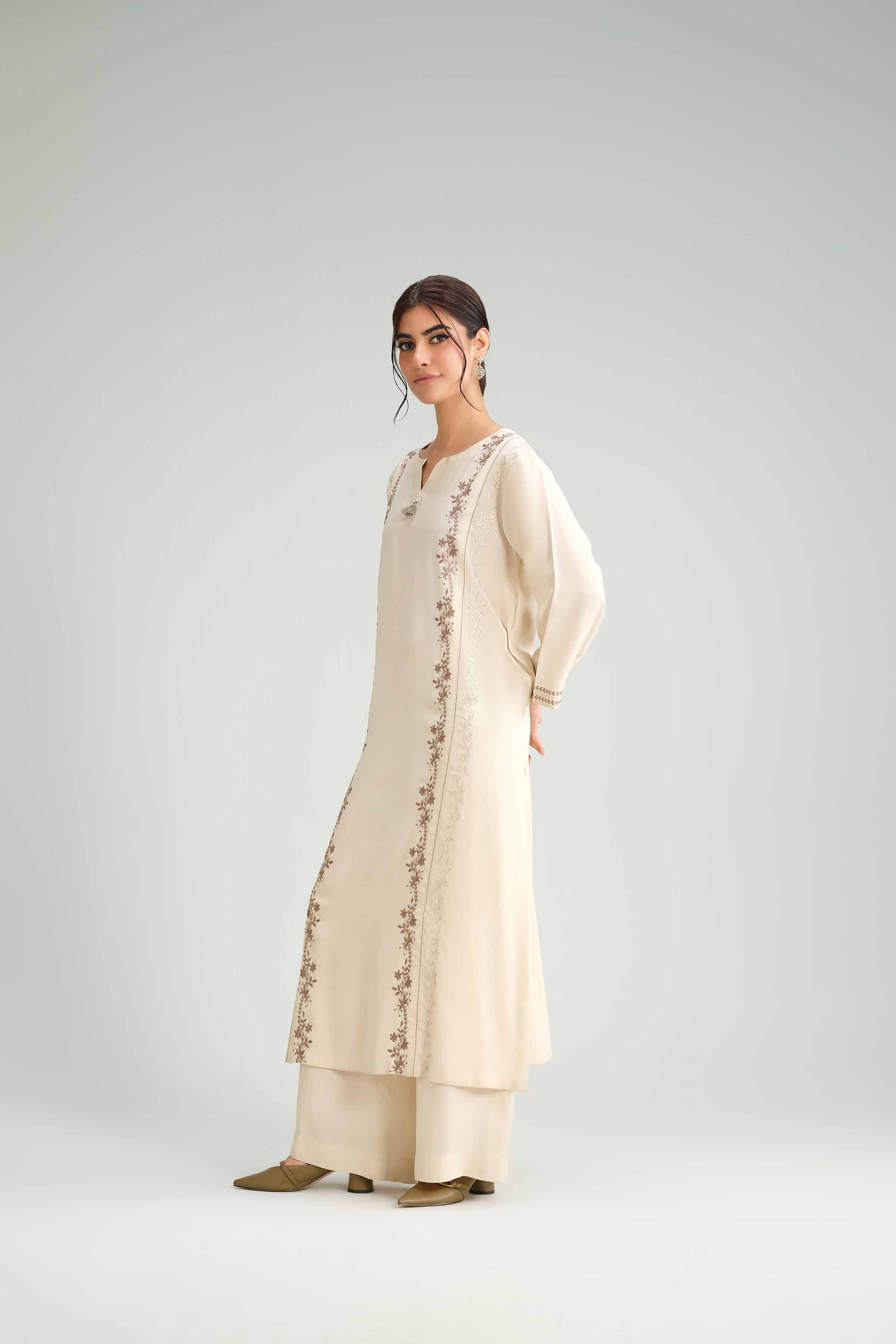 2 Piece - Embroidered Suit - KFW25-224 - Image 4