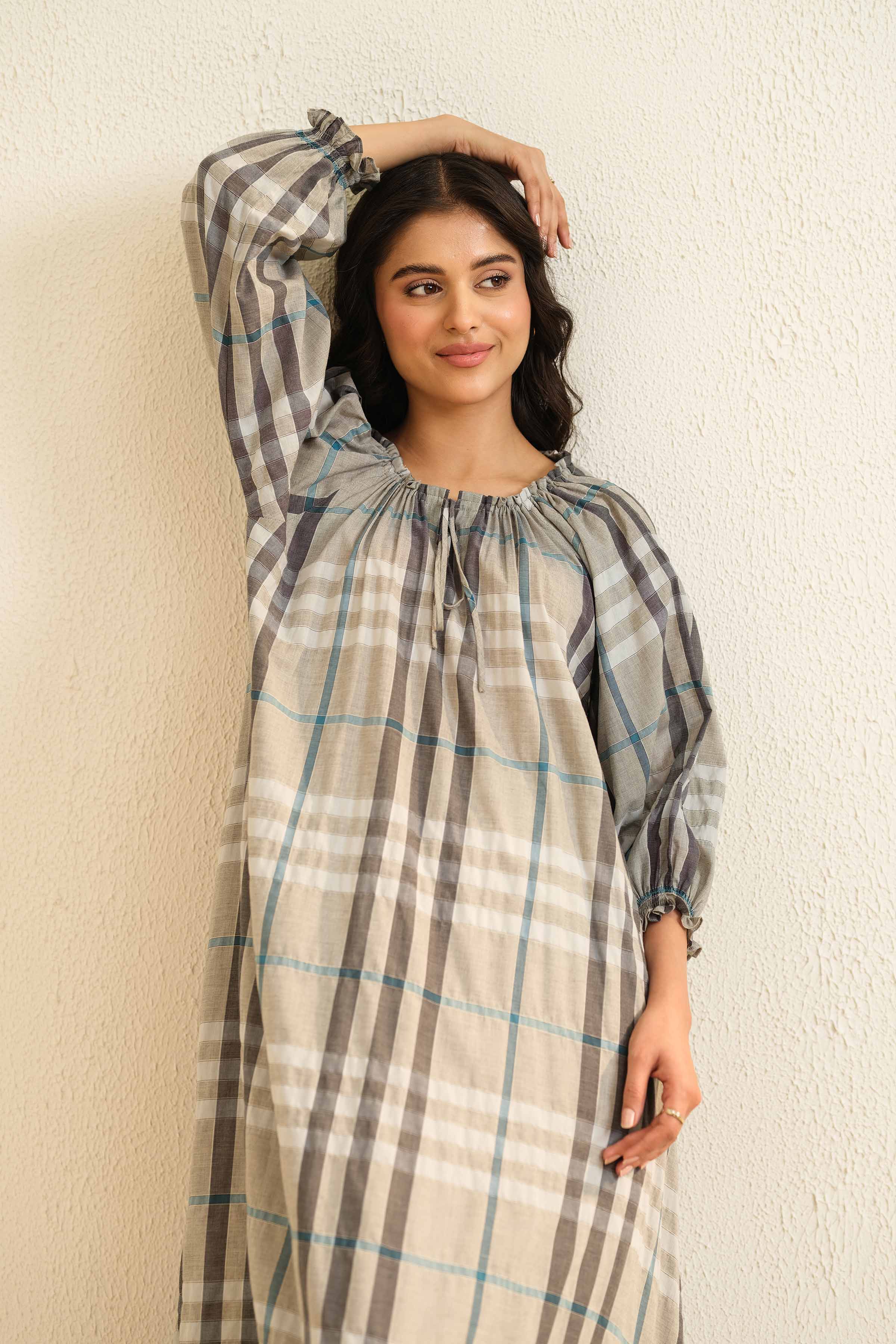 Embroidered Gown - KLS25-11 - Image 5