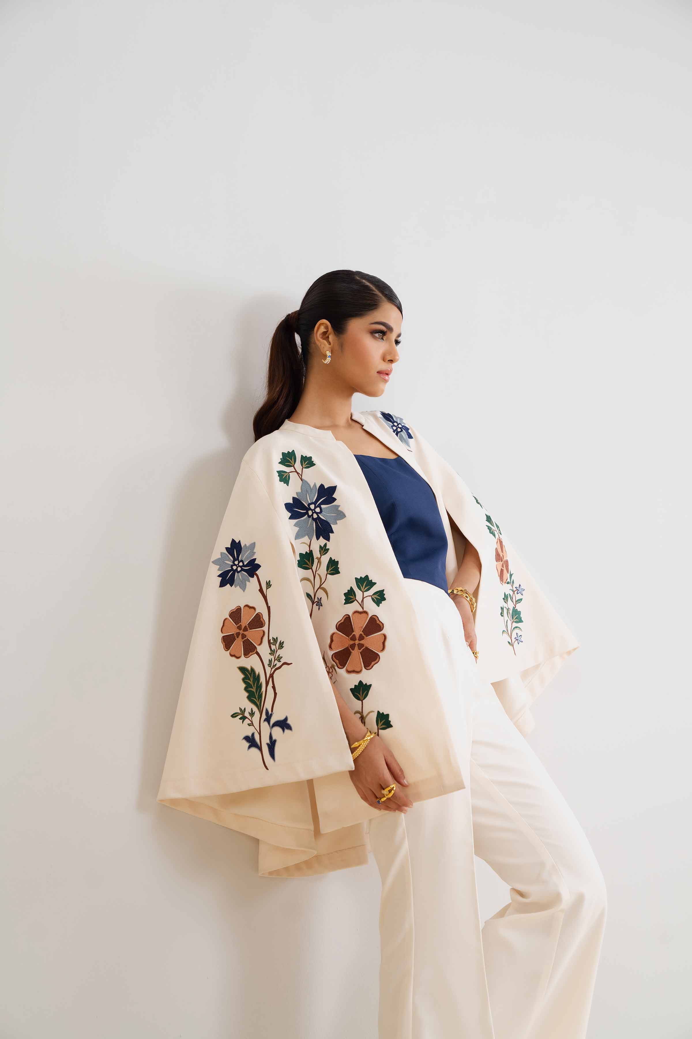 Embroidered Cape - PCS25-19 - Image 4