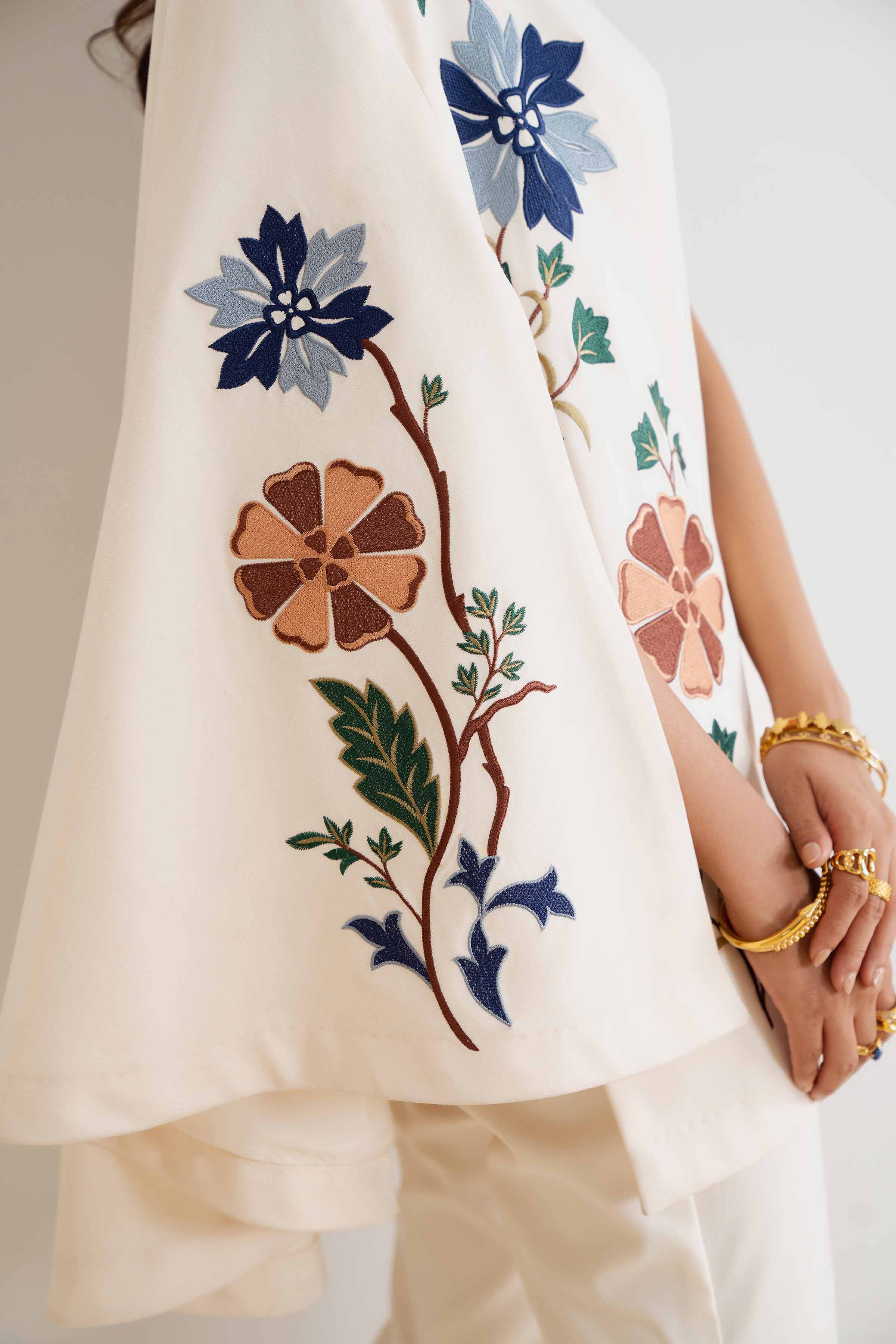 Embroidered Cape - PCS25-19 - Image 5