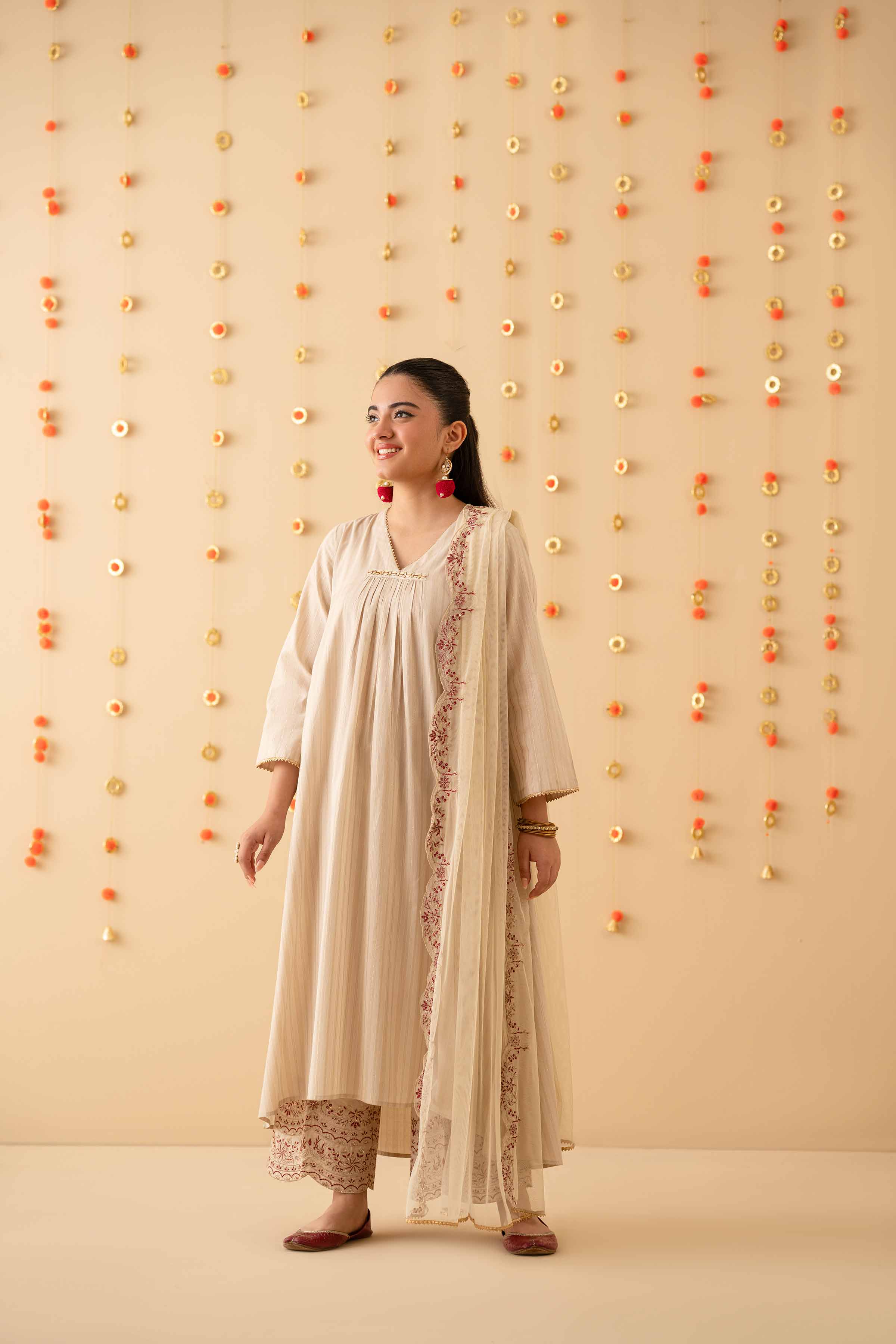 3 Piece - Embroidered Suit - PE25-135 - Image 12